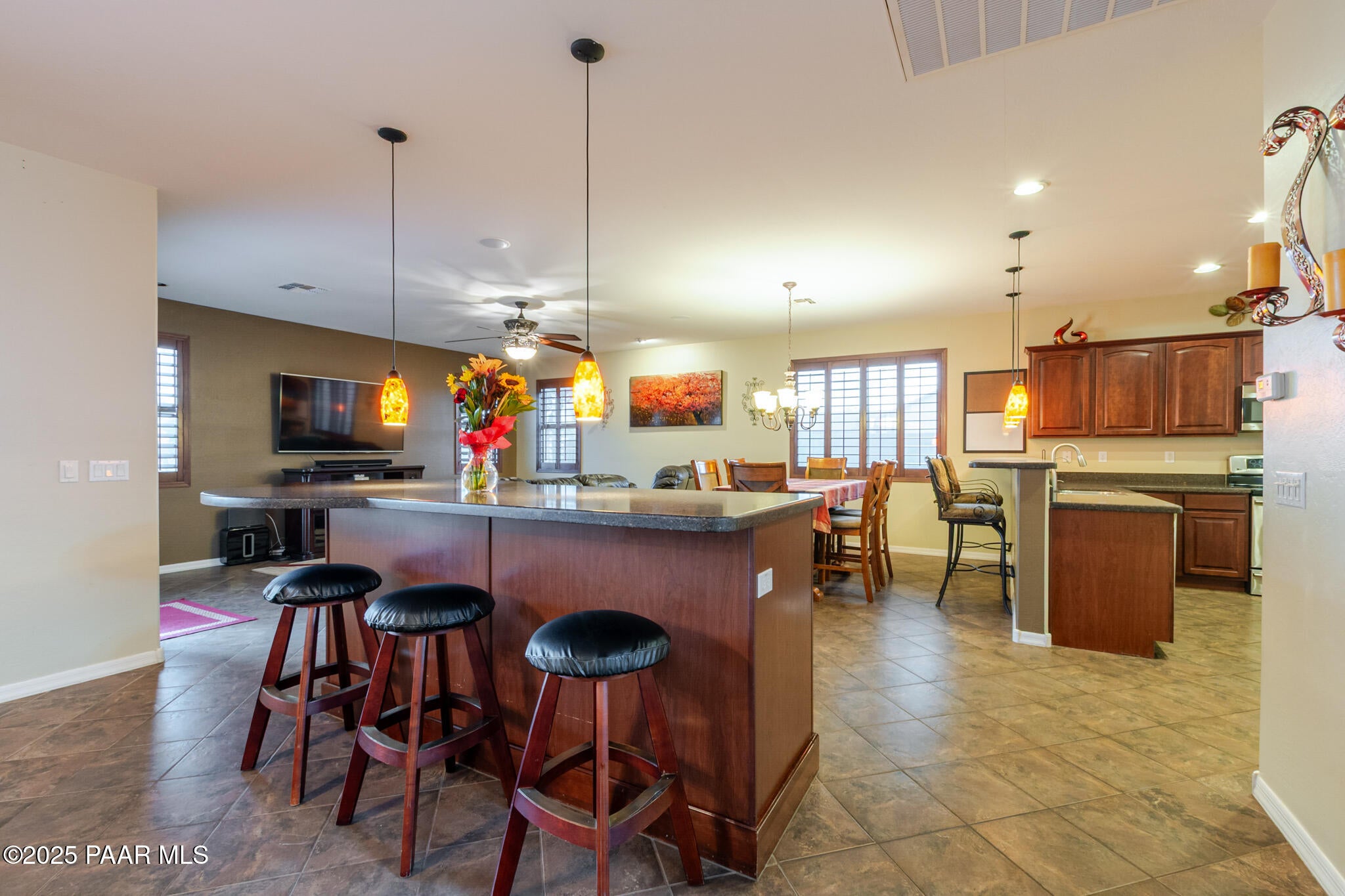 Buckeye, Arizona, 85326, United States, 4 Bedrooms Bedrooms, ,1 BathroomBathrooms,Residential,For Sale,1999085