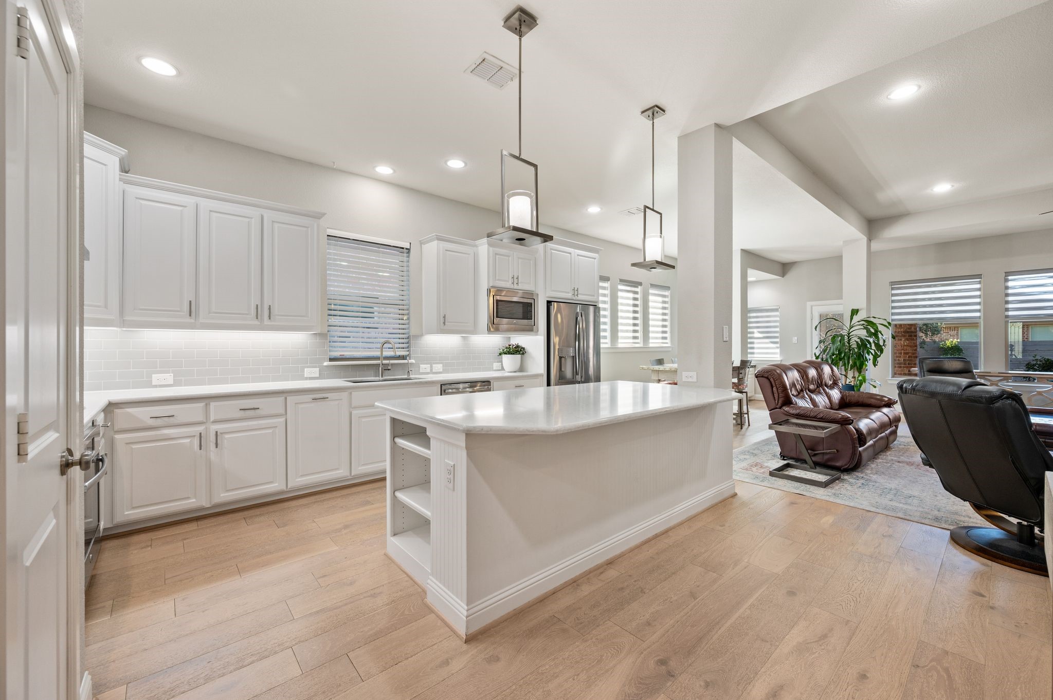 Argyle, Texas, 76226, United States, 4 Bedrooms Bedrooms, ,3 BathroomsBathrooms,Residential,For Sale,1991148