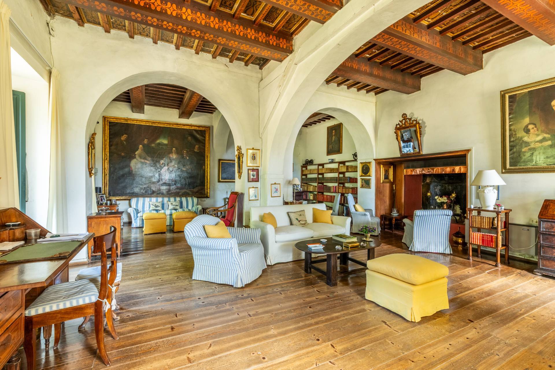 Perugia, Perugia, 06100, IT, 18 Bedrooms Bedrooms, ,5 BathroomsBathrooms,Residential,For Sale,1907420