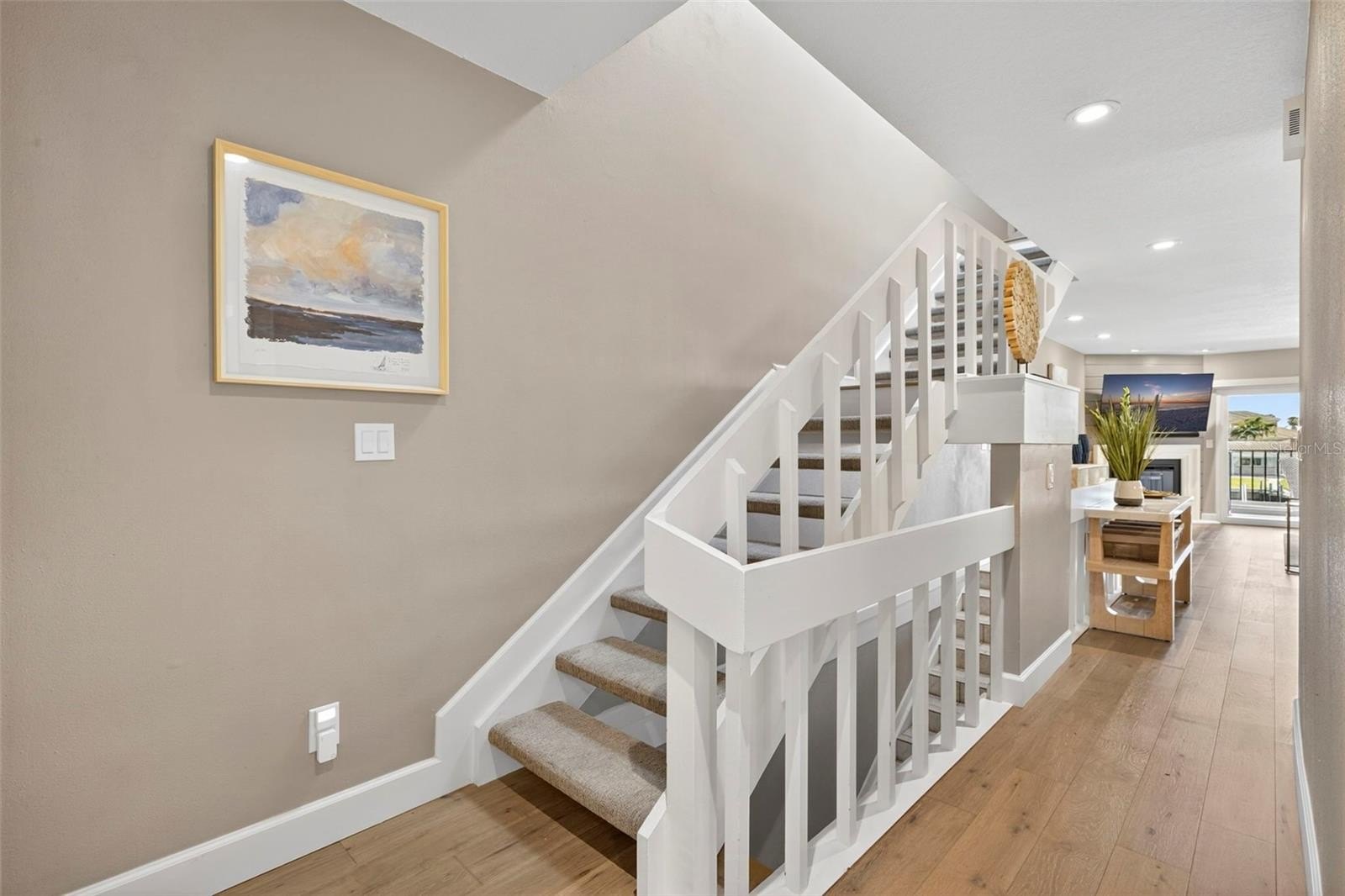 CLEARWATER BEACH, Florida, 33767, United States, 3 Bedrooms Bedrooms, ,3 BathroomsBathrooms,Residential,For Sale,1976812