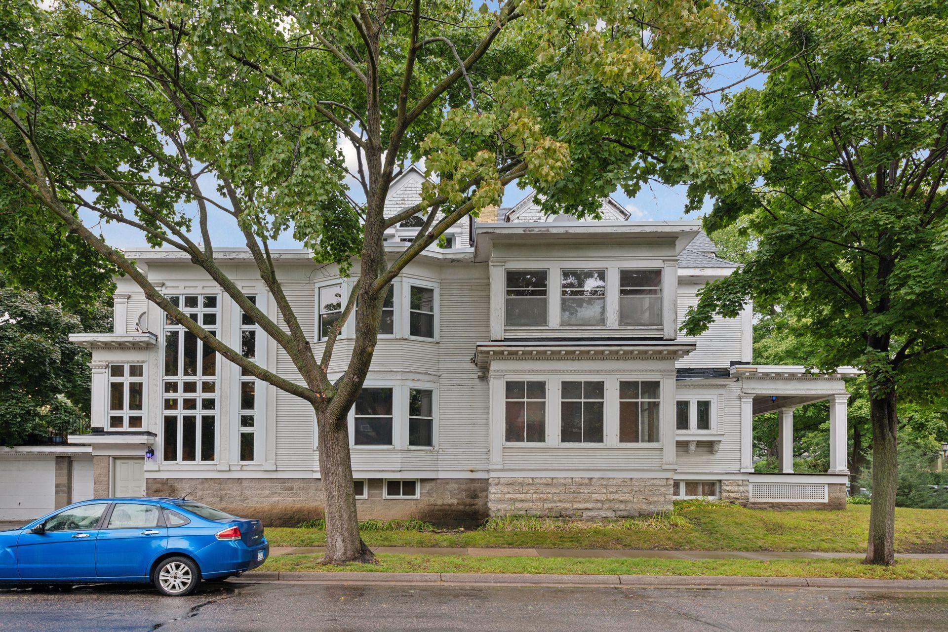 Minneapolis, Minnesota, 55403, United States, ,Residential,For Sale,1948501