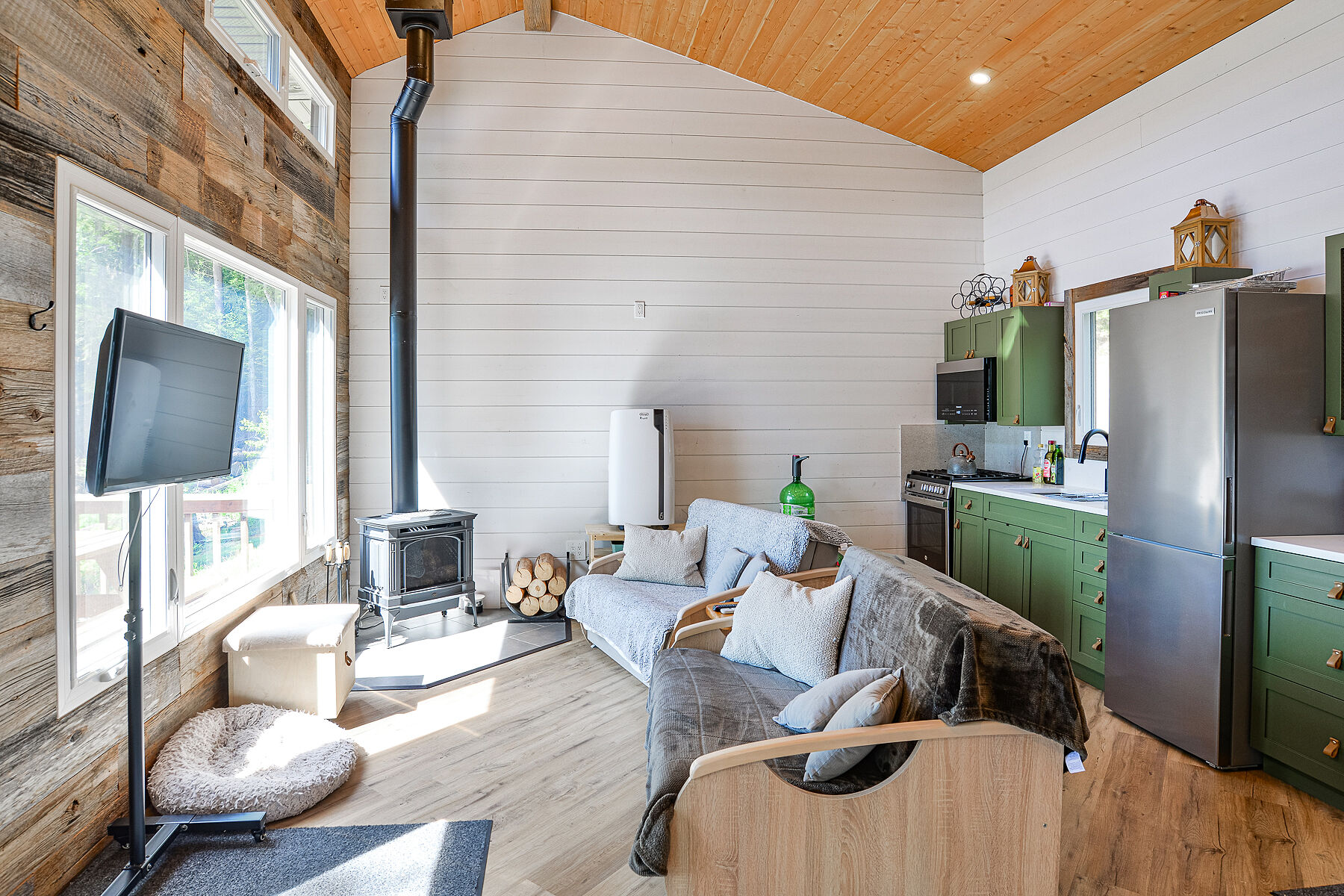  Quiet Cottage on Boyne Lake - 物件實景