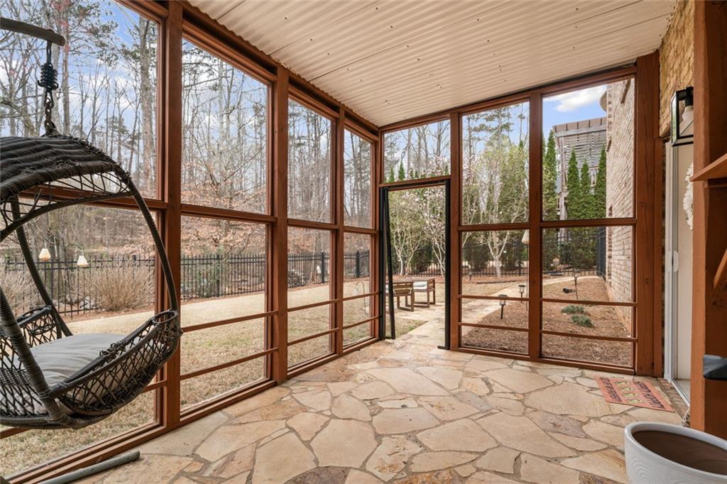 Cumming, Georgia, 30040, United States, 5 Bedrooms Bedrooms, ,5 BathroomsBathrooms,Residential,For Sale,2012317