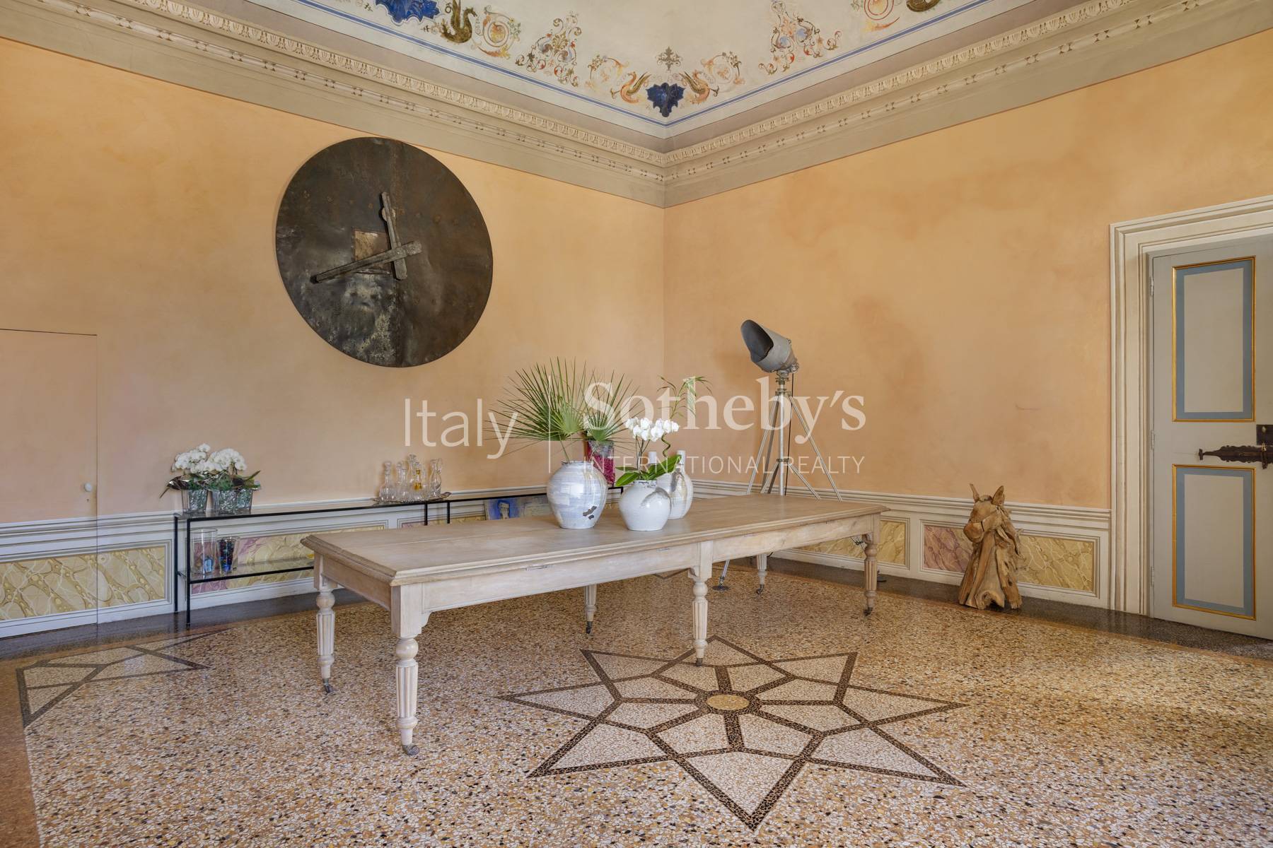  Fully and Finely Restored Historic Palace - 物件實景