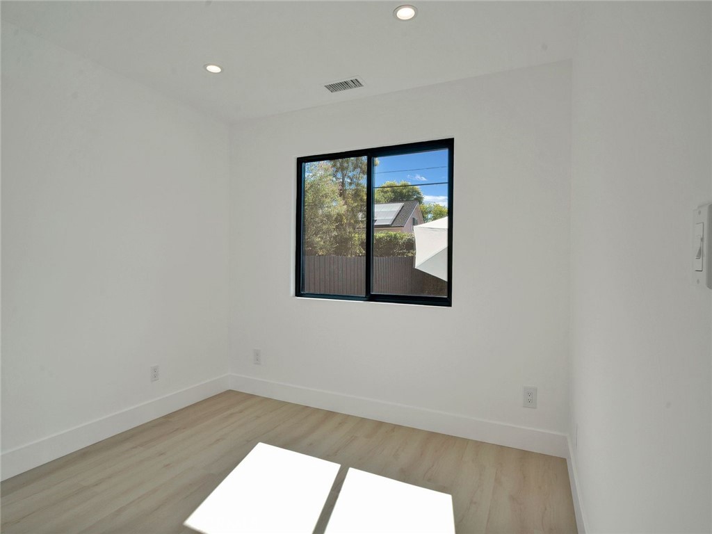 West Hills, California, 91307, United States, 4 Bedrooms Bedrooms, ,2 BathroomsBathrooms,Residential,For Sale,1994248