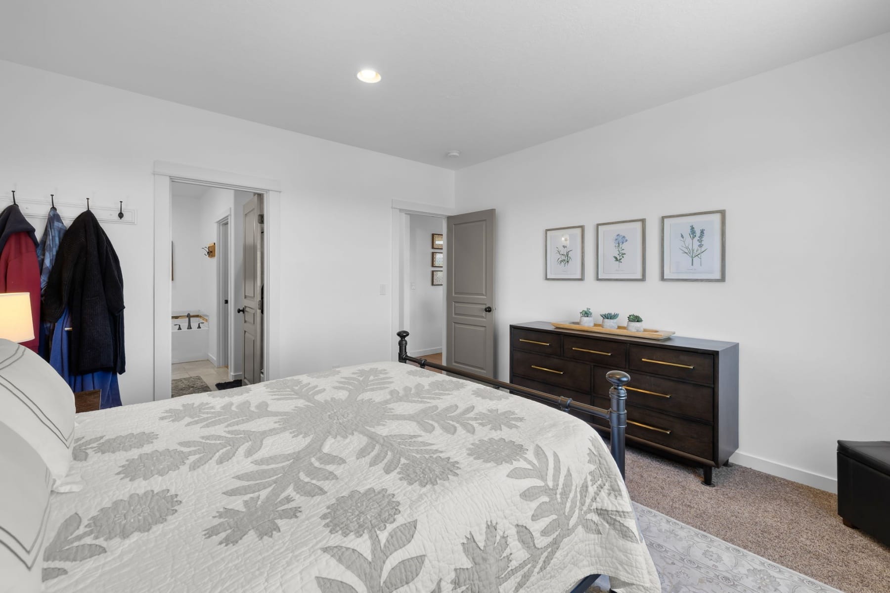  4431 SW Salmon Place Redmond, OR 97756 - 物件實景