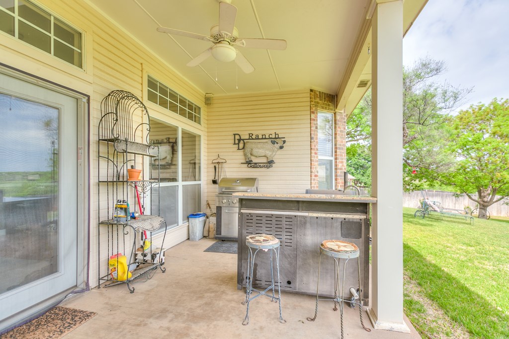 San Angelo, Texas, 76901, United States, 3 Bedrooms Bedrooms, ,3 BathroomsBathrooms,Residential,For Sale,1856673