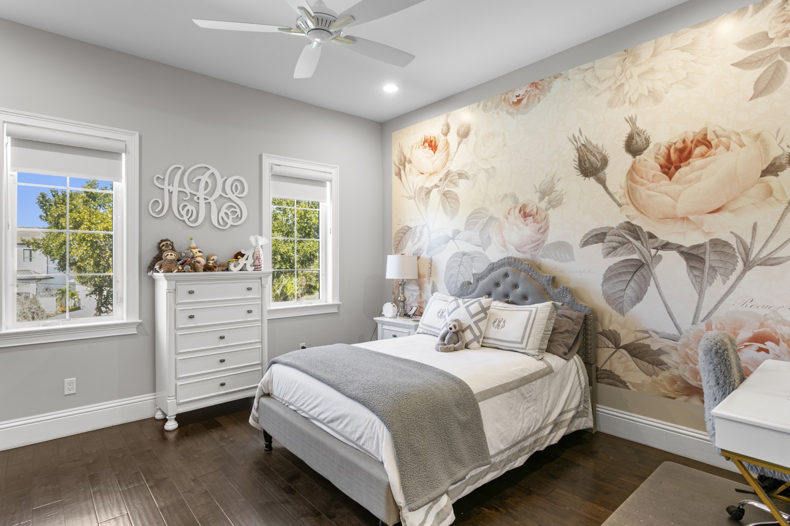 Tampa, Florida, 33629, United States, 5 Bedrooms Bedrooms, ,6 BathroomsBathrooms,Residential,For Sale,2008842