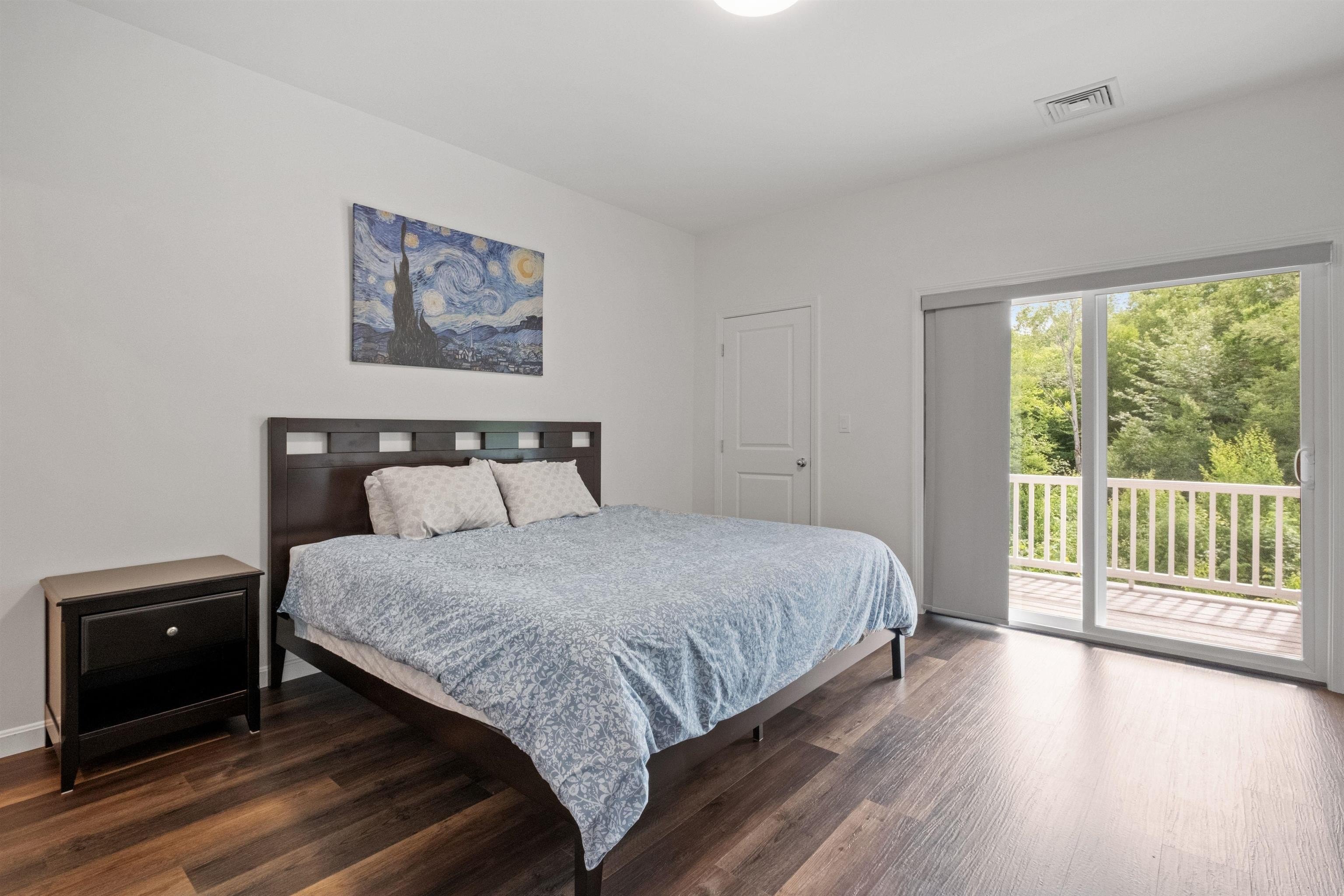 Lincoln, New Hampshire, 03251, United States, 3 Bedrooms Bedrooms, ,2 BathroomsBathrooms,Residential,For Sale,1900633