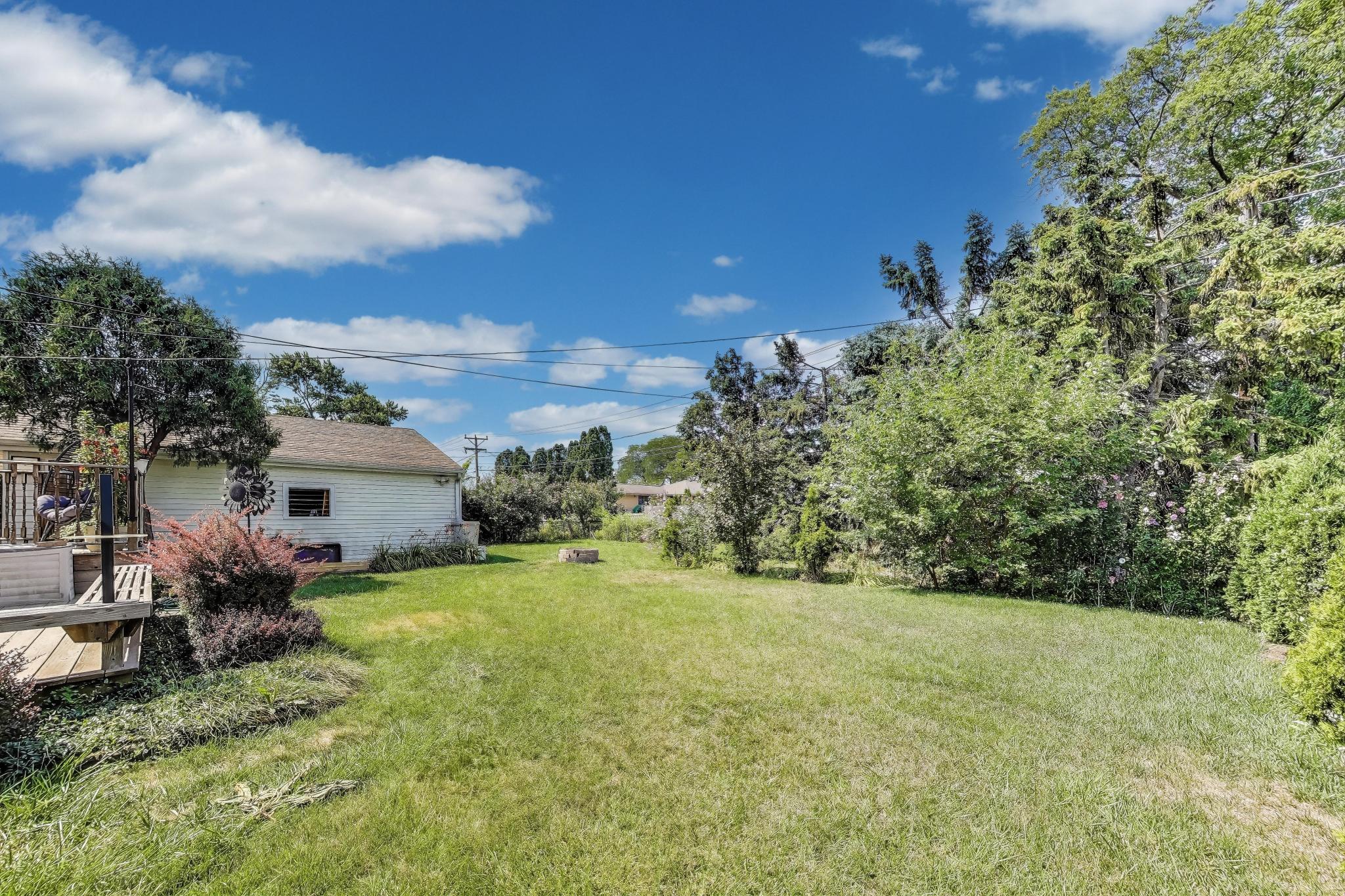 Harwood Heights, Illinois, 60706, United States, 2 Bedrooms Bedrooms, ,Residential,For Sale,1928738