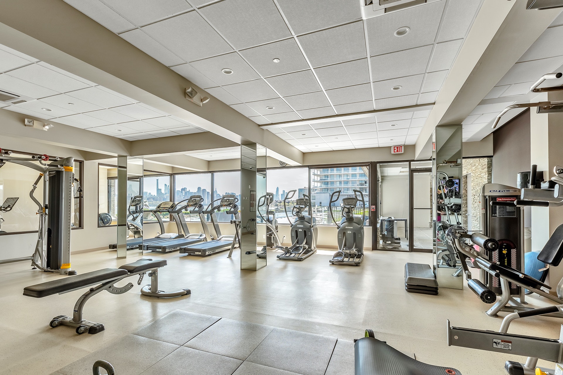  9 Somerset Lane, Edgewater, NJ, 07020 - 物件實景