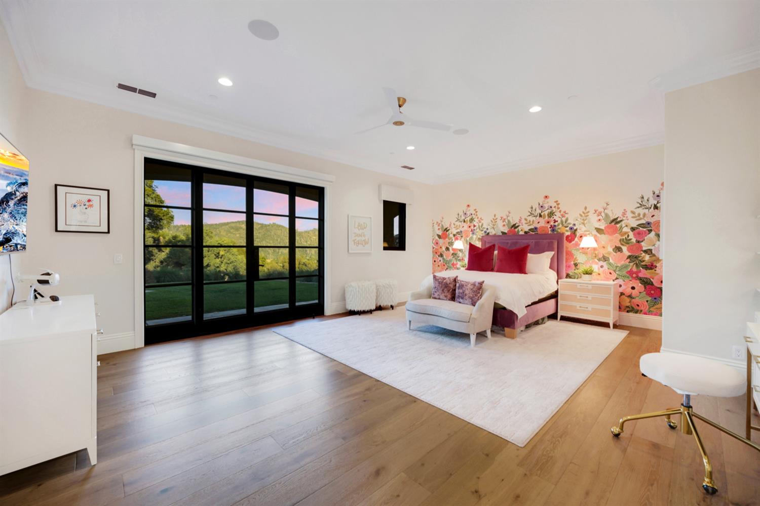 Loomis, California, 95650, United States, 6 Bedrooms Bedrooms, ,6 BathroomsBathrooms,Residential,For Sale,1908935