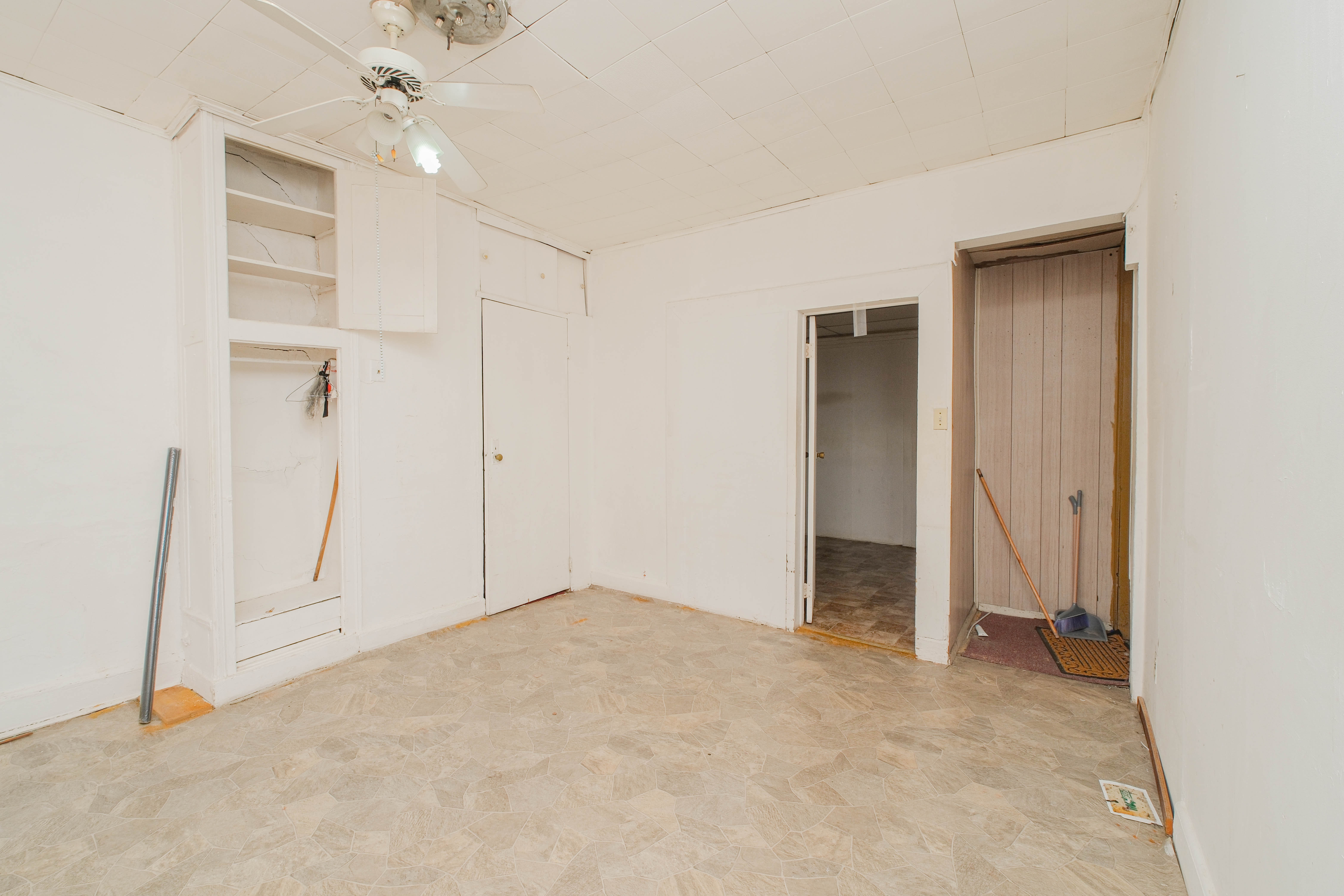Brooklyn, New York, 11225, United States, 4 Bedrooms Bedrooms, ,1 BathroomBathrooms,Residential,For Sale,1763201