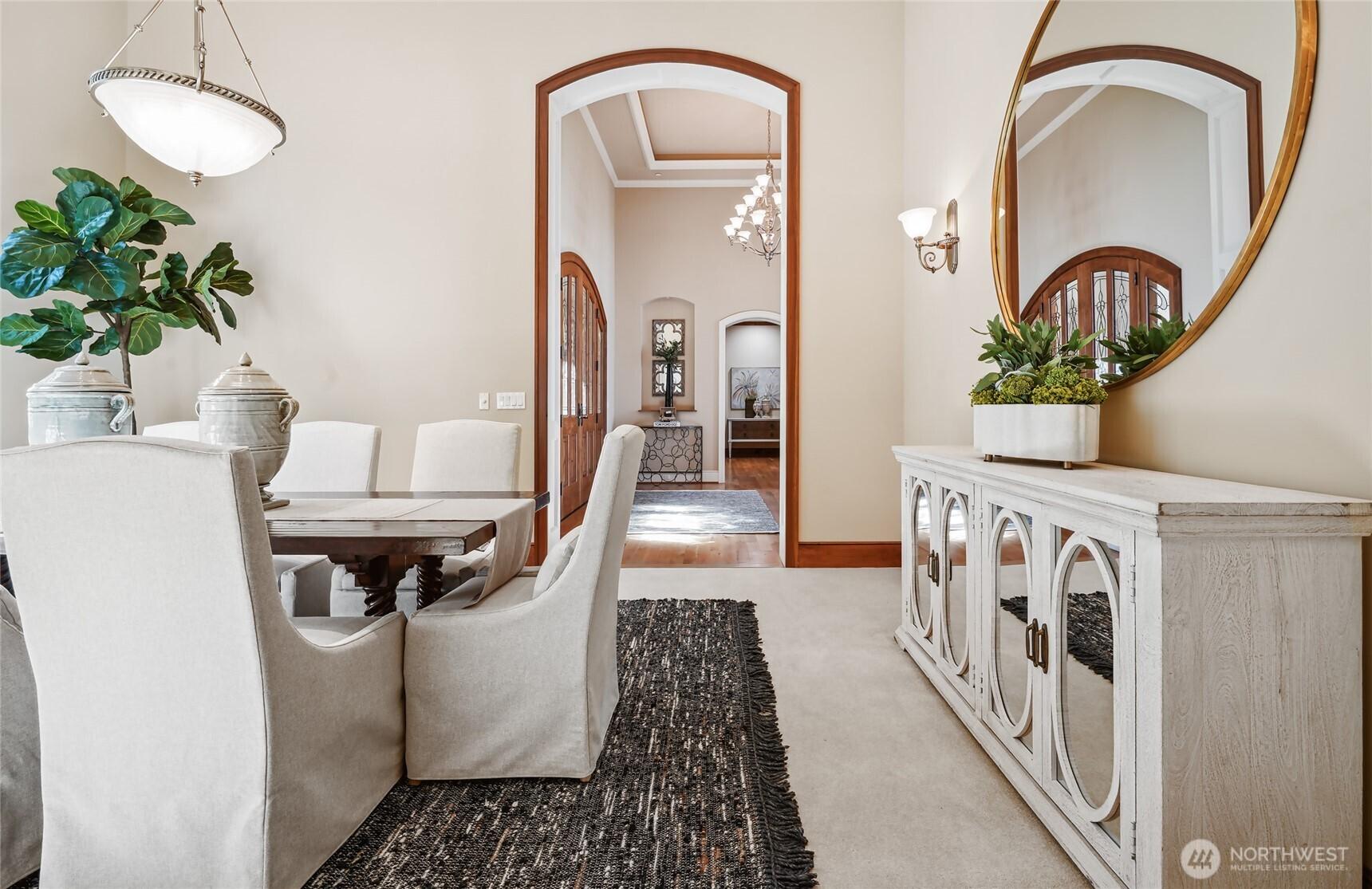 BELLEVUE, Washington, 98006, United States, 4 Bedrooms Bedrooms, ,6 BathroomsBathrooms,Residential,For Sale,1876137