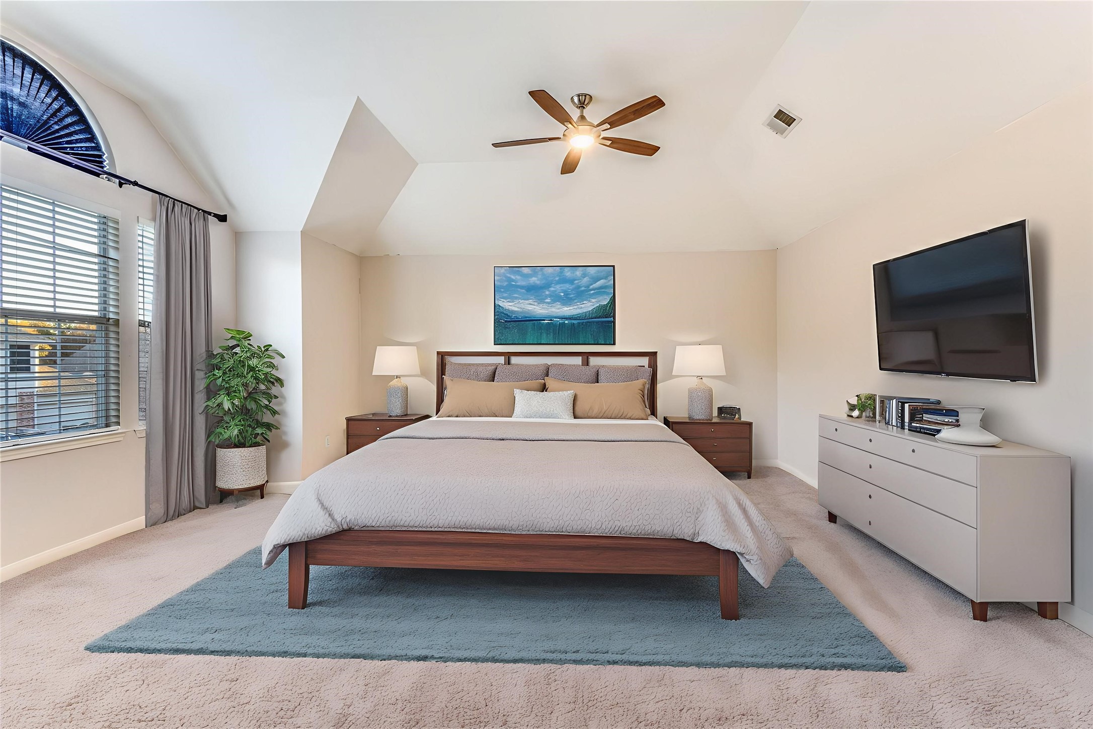 Richardson, Texas, 75082, United States, 4 Bedrooms Bedrooms, ,3 BathroomsBathrooms,Residential,For Sale,1989698