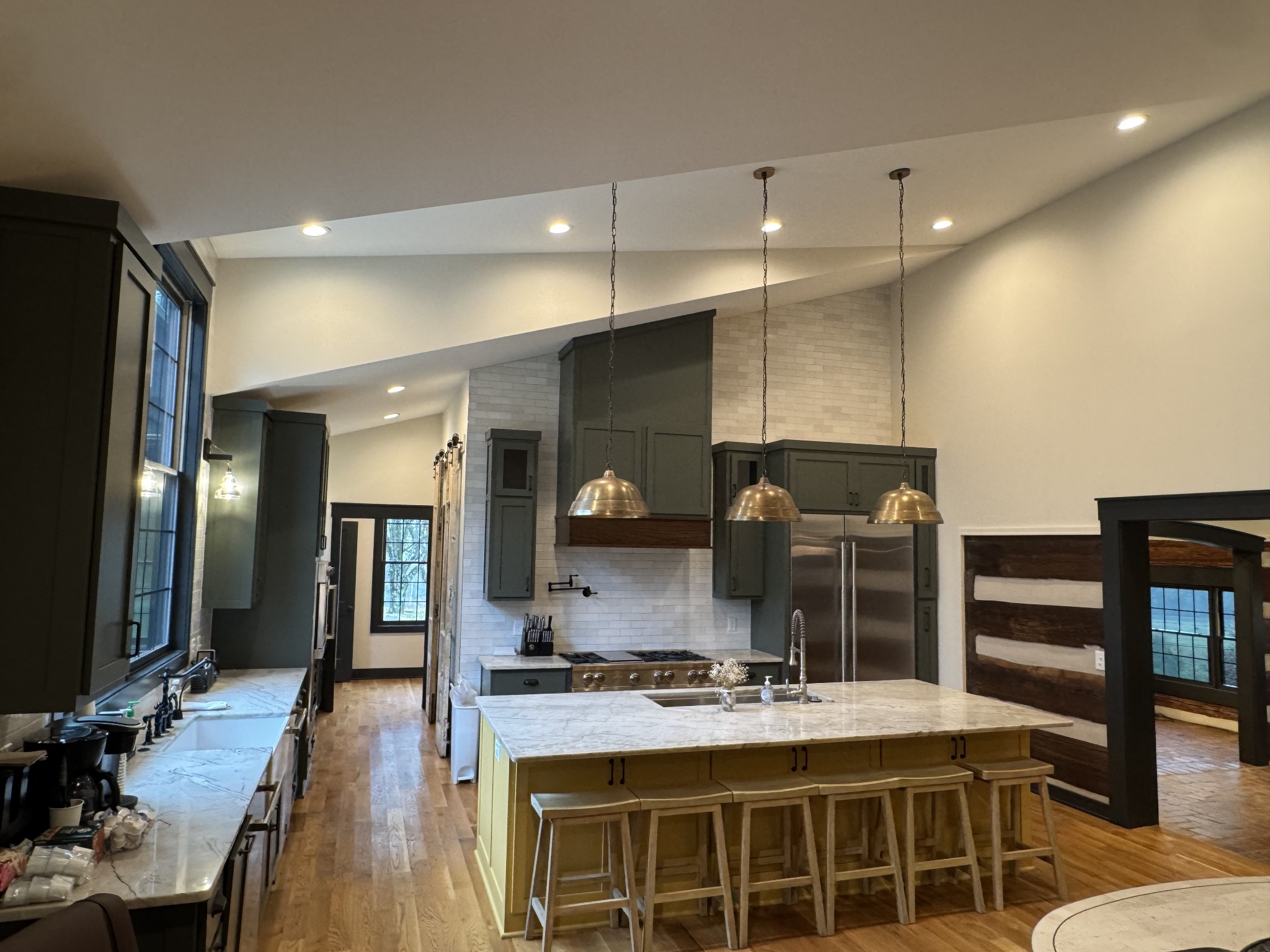 Hendersonville, Tennessee, 37075, United States, 6 Bedrooms Bedrooms, ,5 BathroomsBathrooms,Residential,For Sale,1993824