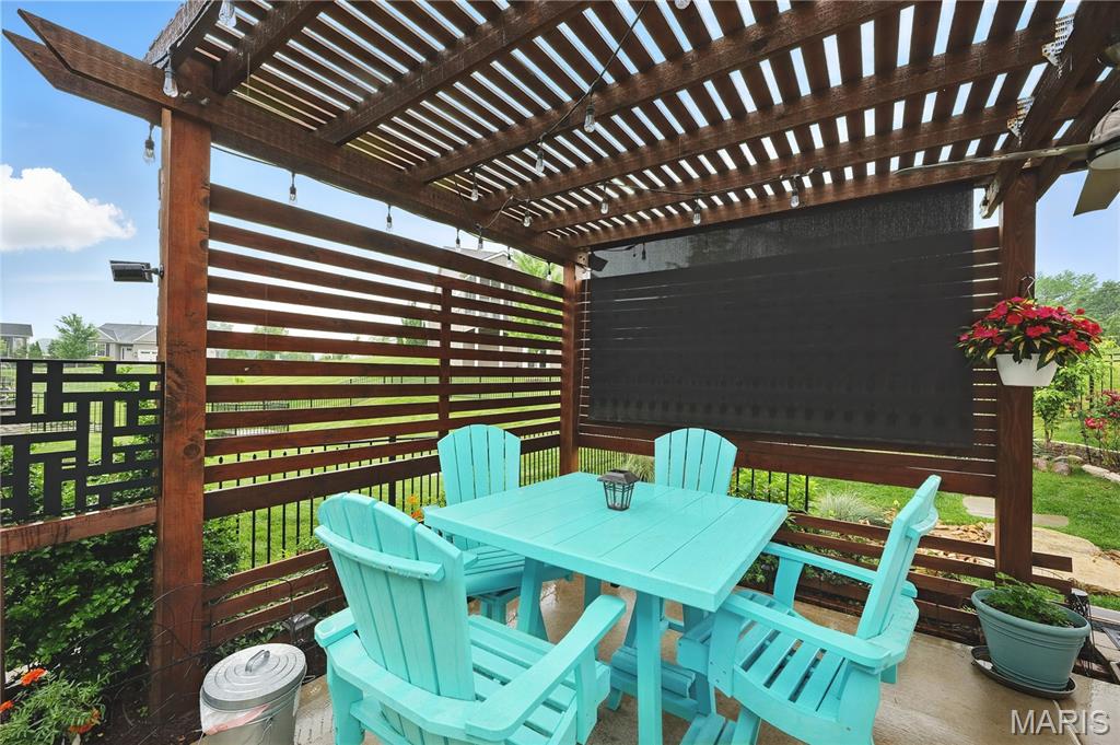 St Charles, Missouri, 63301, United States, 4 Bedrooms Bedrooms, ,3 BathroomsBathrooms,Residential,For Sale,1997020