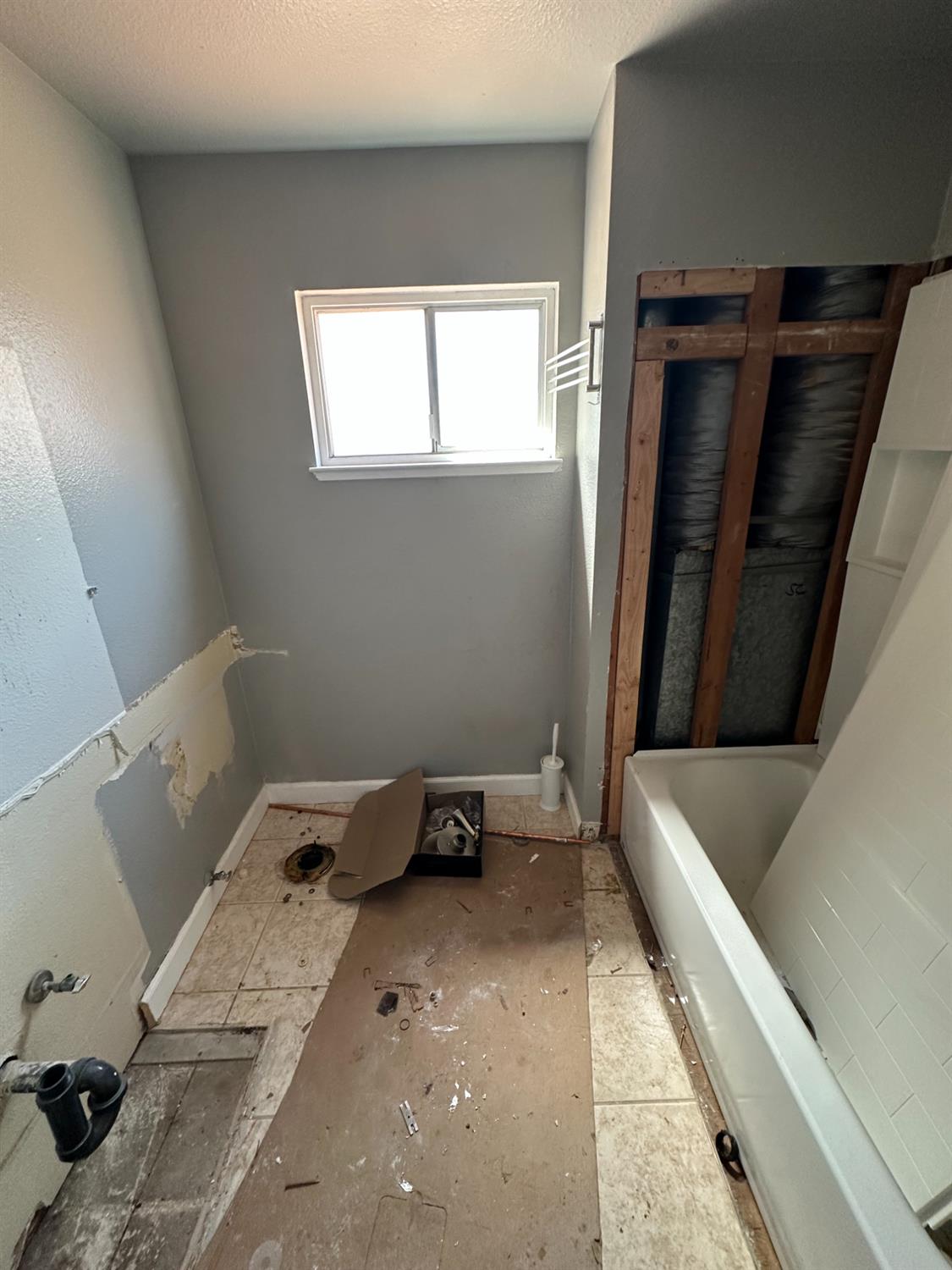 Sacramento, California, 95826, United States, 4 Bedrooms Bedrooms, ,3 BathroomsBathrooms,Residential,For Sale,1898799