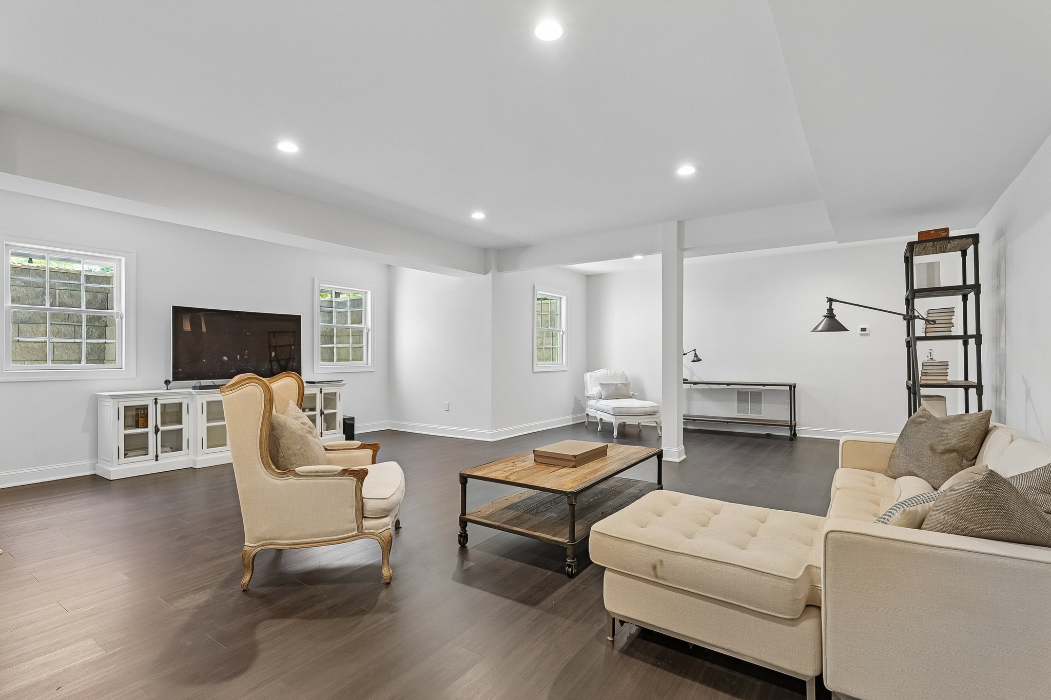  The Modern Princeton Estate: Custom Design, Privacy, and Presence - 物件實景