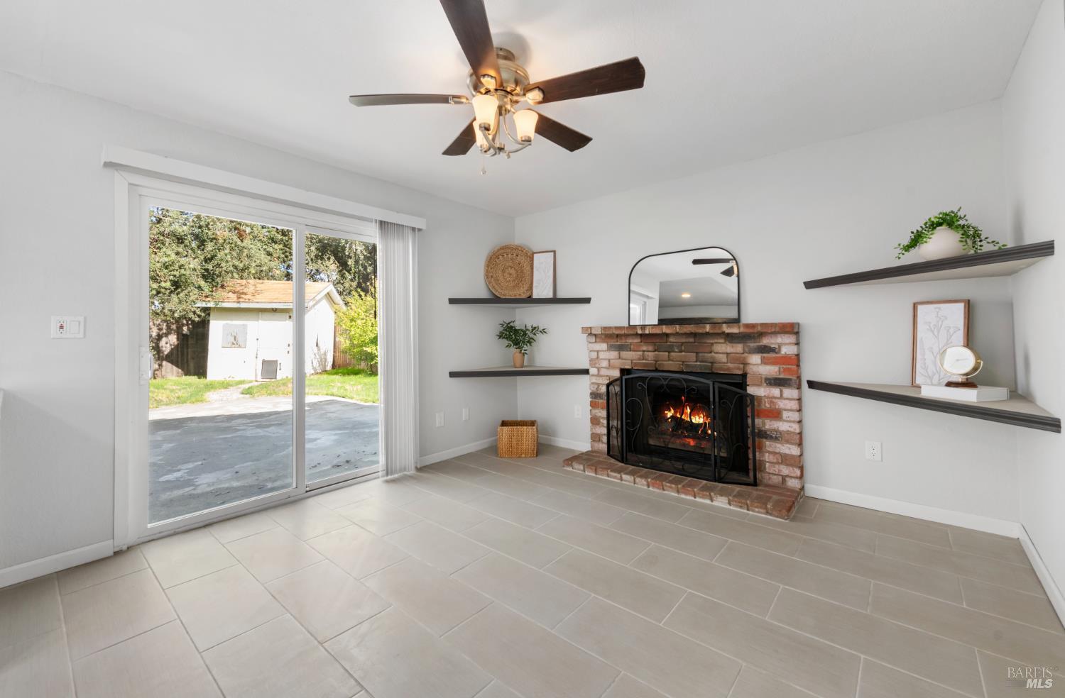 Fairfield, California, 94533, United States, 3 Bedrooms Bedrooms, ,2 BathroomsBathrooms,Residential,For Sale,1974145