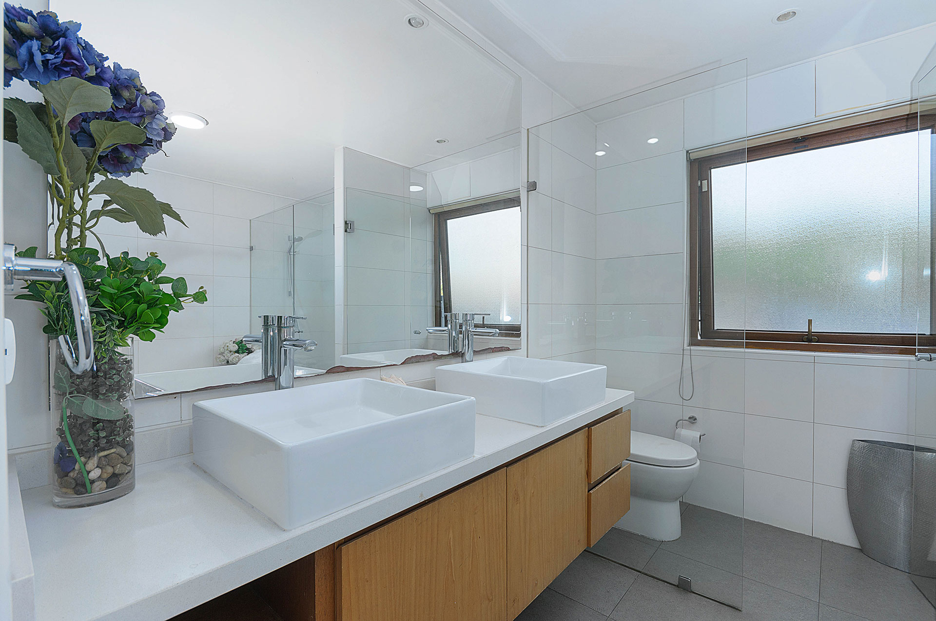  5-Bedroom Mediterranean-Style Home in Piedra Roja - 物件實景