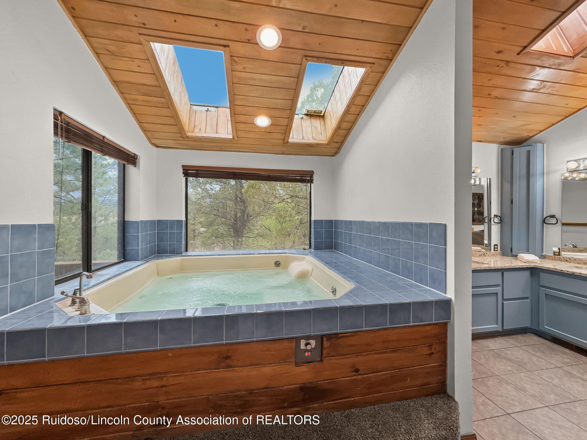 Ruidoso, New Mexico, 88345, United States, 5 Bedrooms Bedrooms, ,4 BathroomsBathrooms,Residential,For Sale,2006103