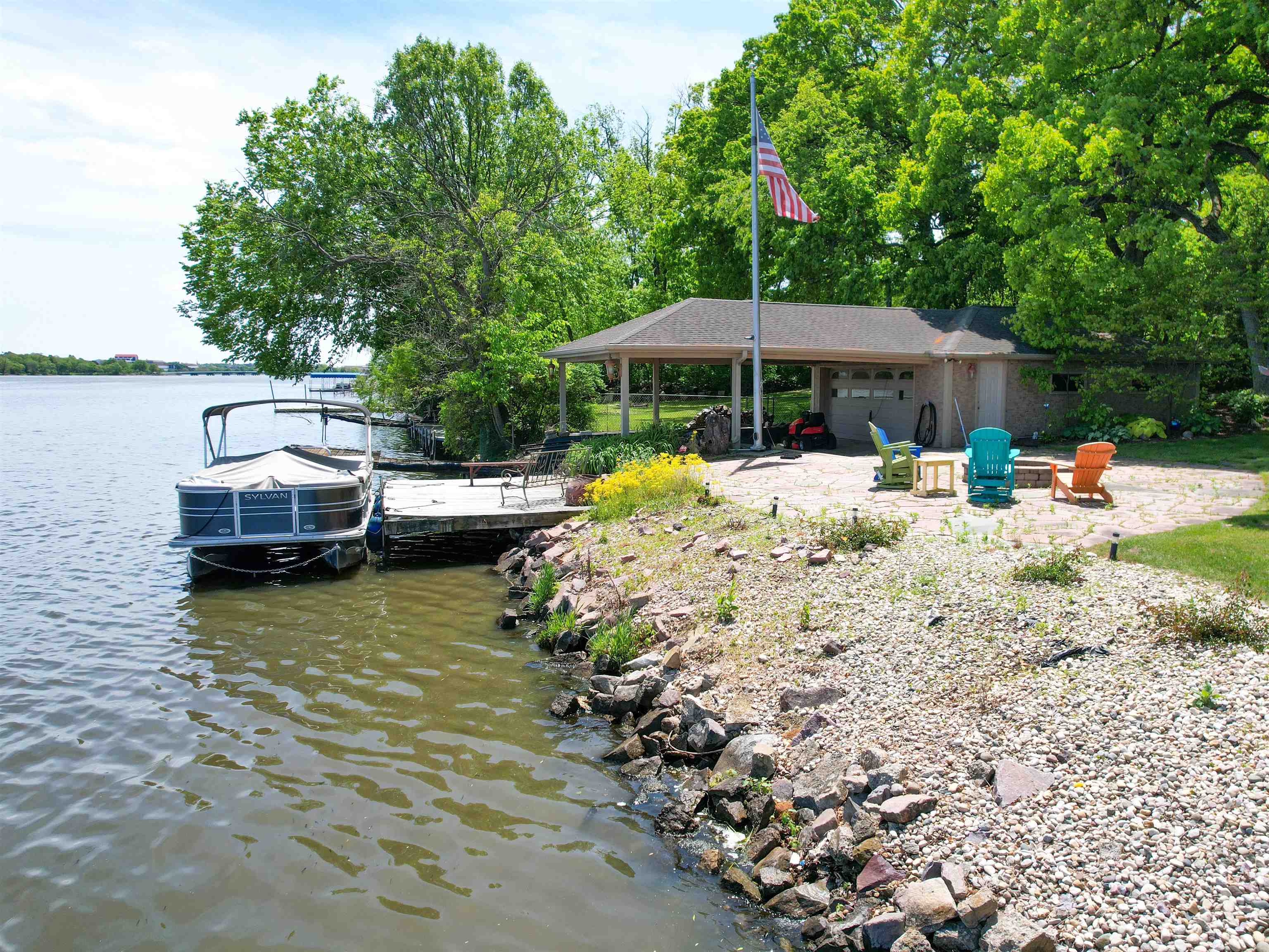 Beloit, Wisconsin, 53511, United States, 4 Bedrooms Bedrooms, ,3 BathroomsBathrooms,Residential,For Sale,1905797