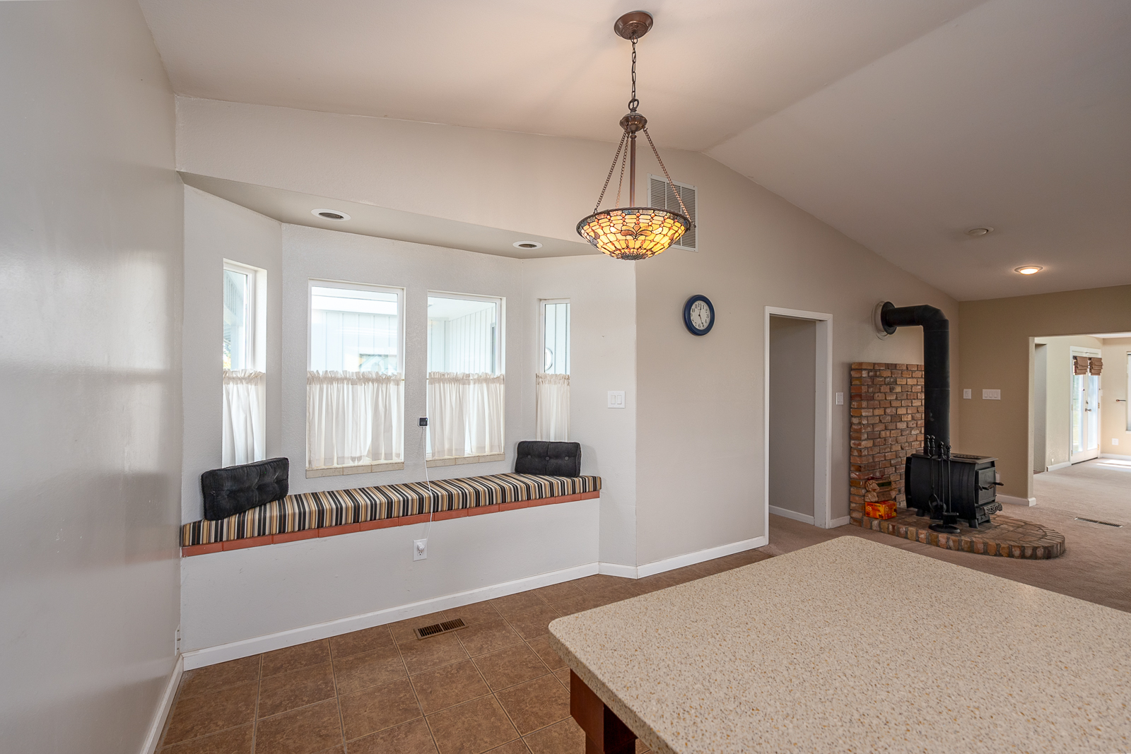 Moses Lake, Washington, 98837, United States, 3 Bedrooms Bedrooms, ,2 BathroomsBathrooms,Residential,For Sale,1915688