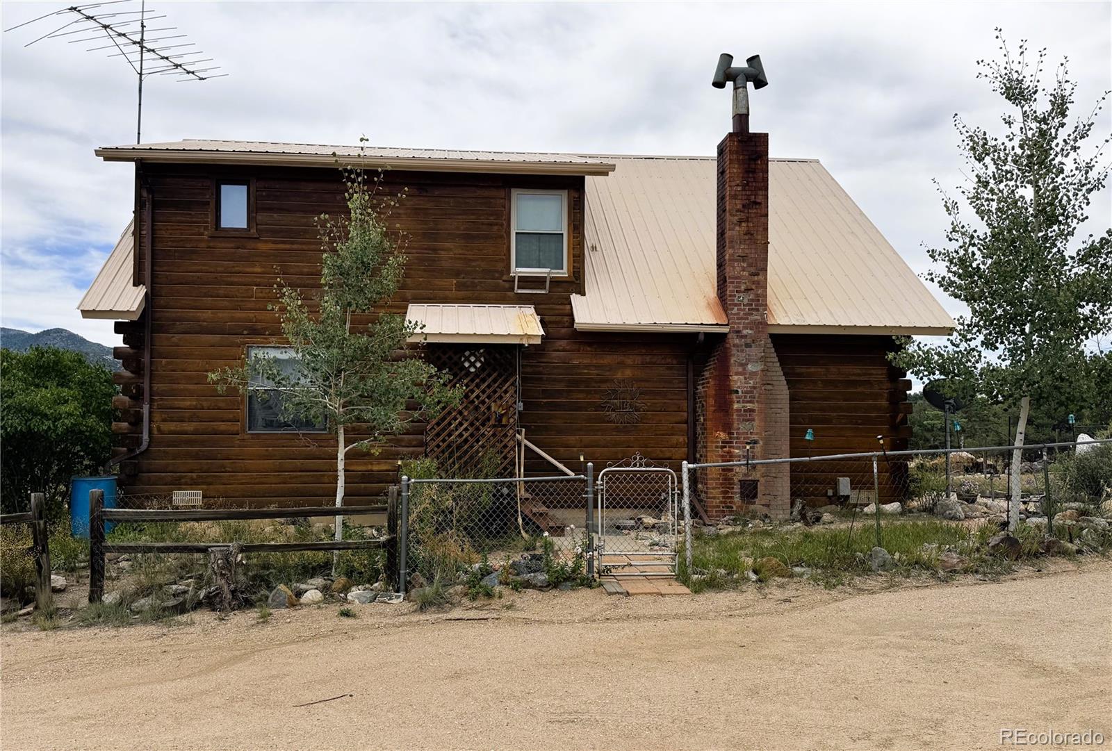 Howard, Colorado, 81233, United States, 2 Bedrooms Bedrooms, ,1 BathroomBathrooms,Residential,For Sale,1977038