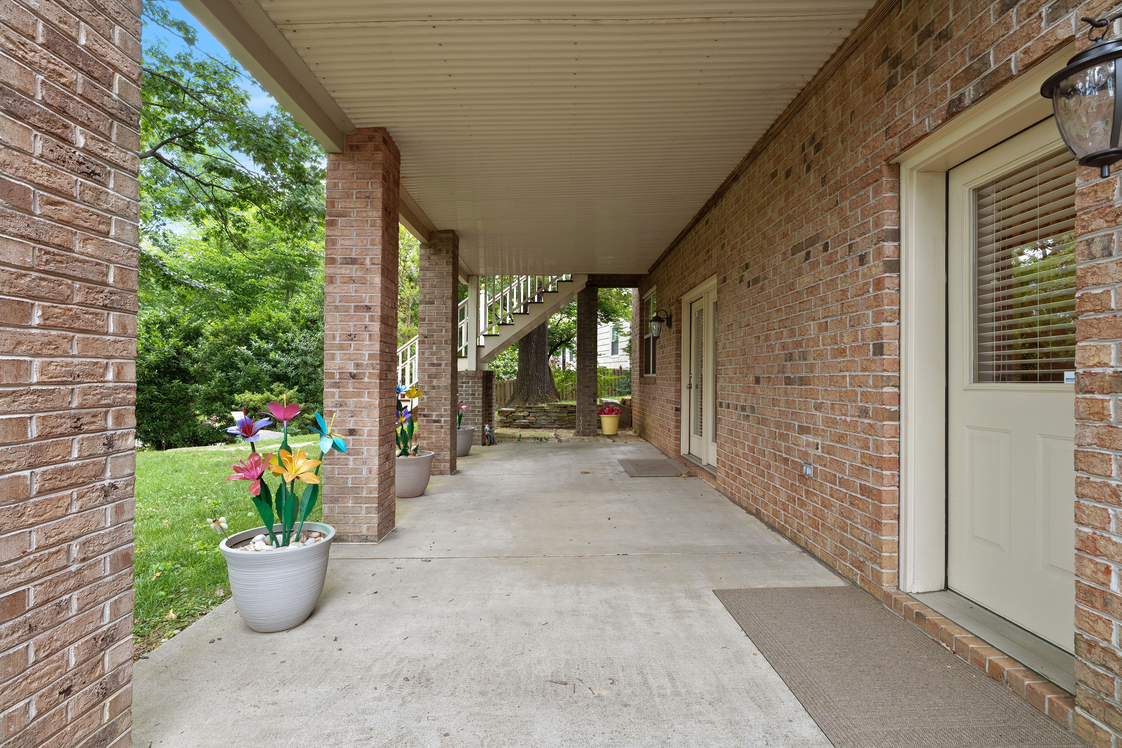  4713 Lyons View Pike, Knoxville, TN 37919 - 物件實景