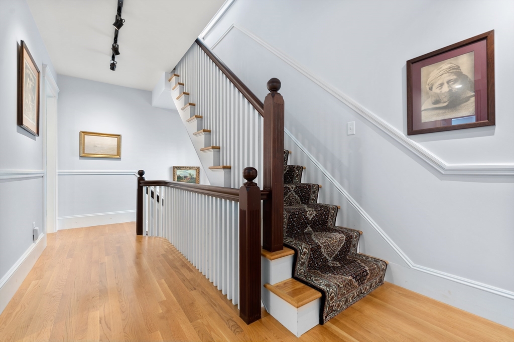 Newton, Massachusetts, 02458, United States, 5 Bedrooms Bedrooms, ,4 BathroomsBathrooms,Residential,For Sale,1941717