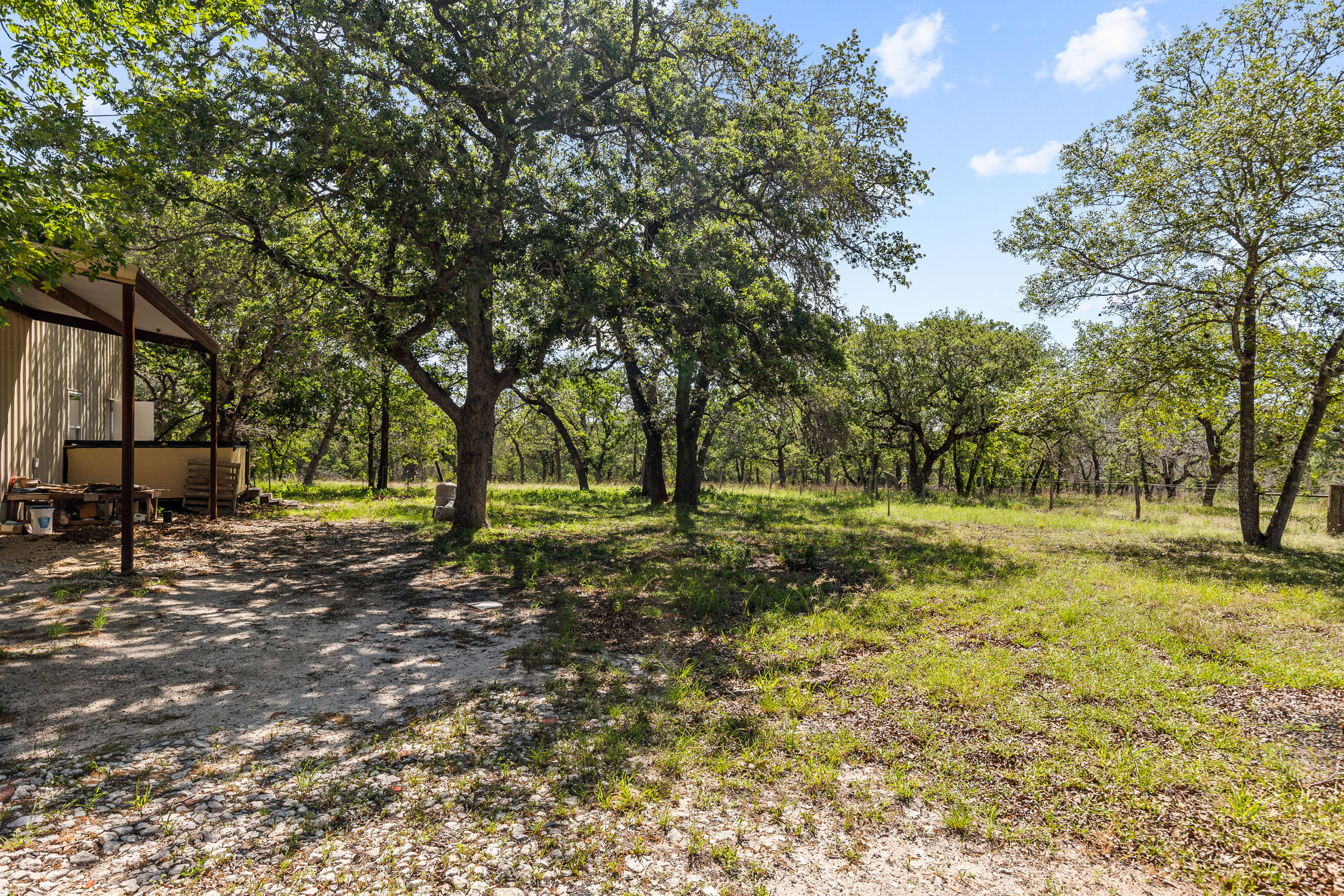 Adkins, Texas, 78101, United States, 4 Bedrooms Bedrooms, ,2 BathroomsBathrooms,Residential,For Sale,1979790