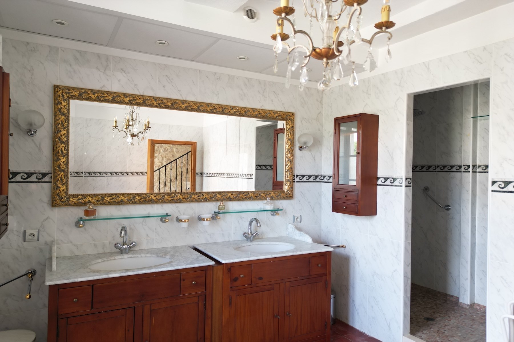  Exclusive Listing – Character-Filled Village Home with Garden, Terrace & Scenic… - 物件實景