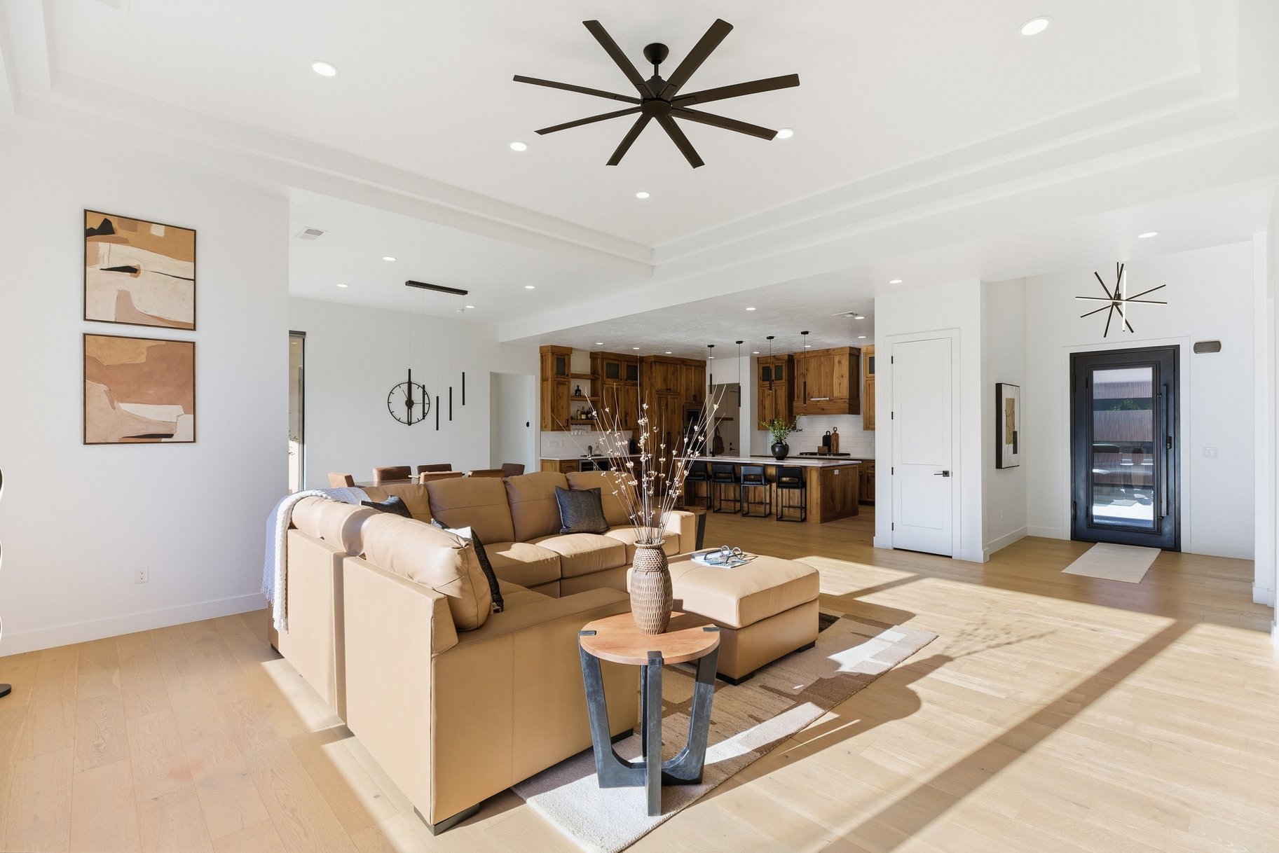 Modern home In The Heart Of The Gated Side Of The Ledges Golf Course - 物件實景