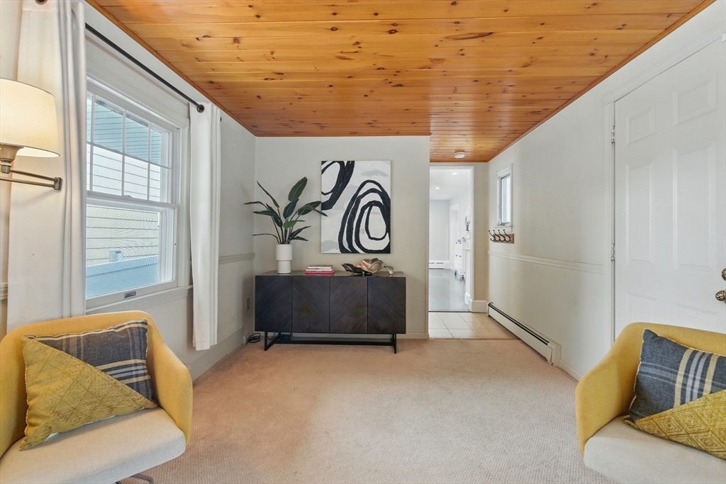Stoneham, Massachusetts, 02180, United States, 3 Bedrooms Bedrooms, ,2 BathroomsBathrooms,Residential,For Sale,1939949