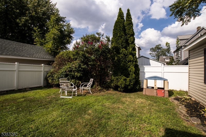 Roselle Park Boro, New Jersey, 07204, United States, 4 Bedrooms Bedrooms, ,1 BathroomBathrooms,Residential,For Sale,1941896