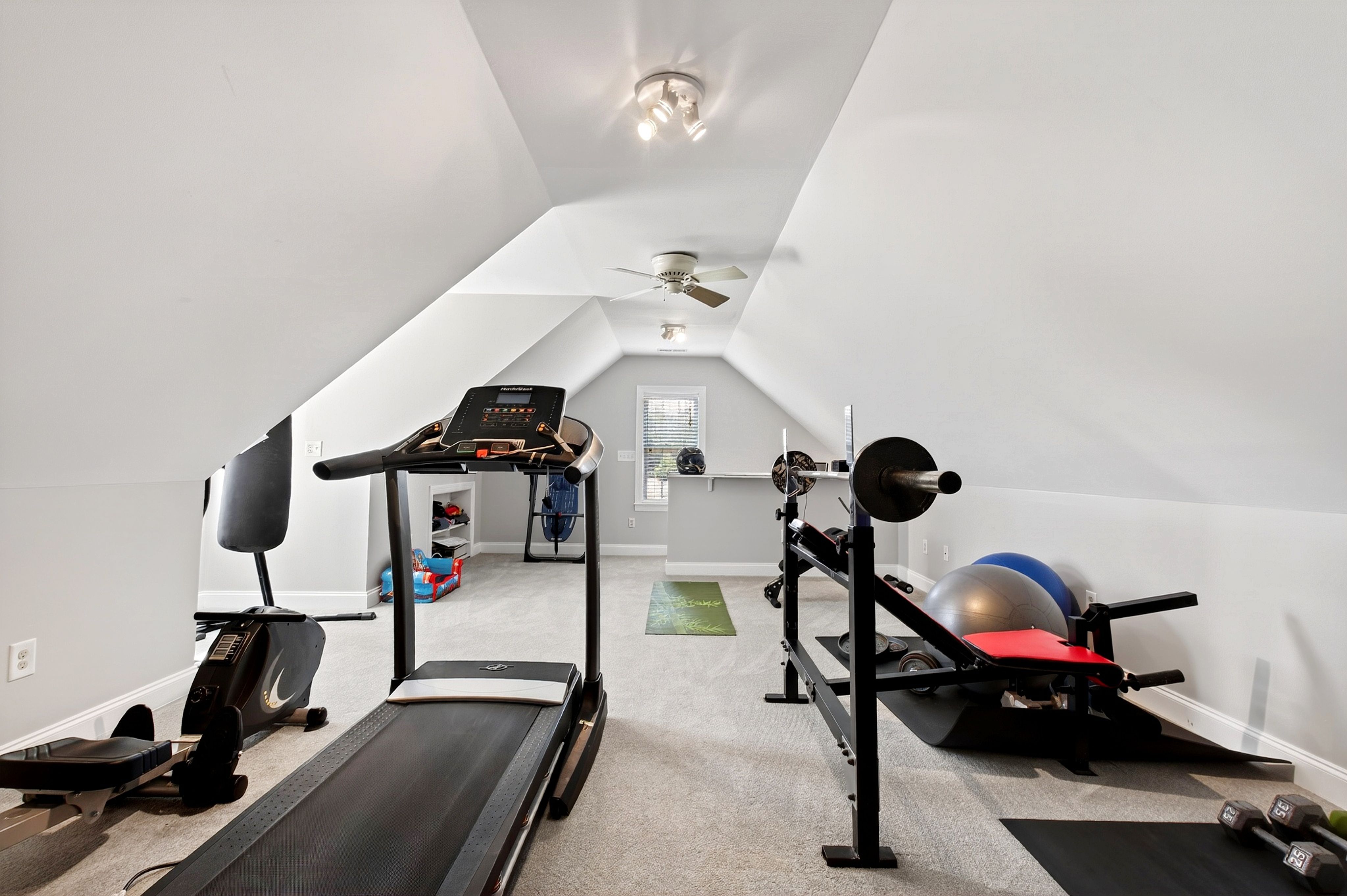  1305 Brook Hill Drive, Clayton, NC 27520 - 物件實景
