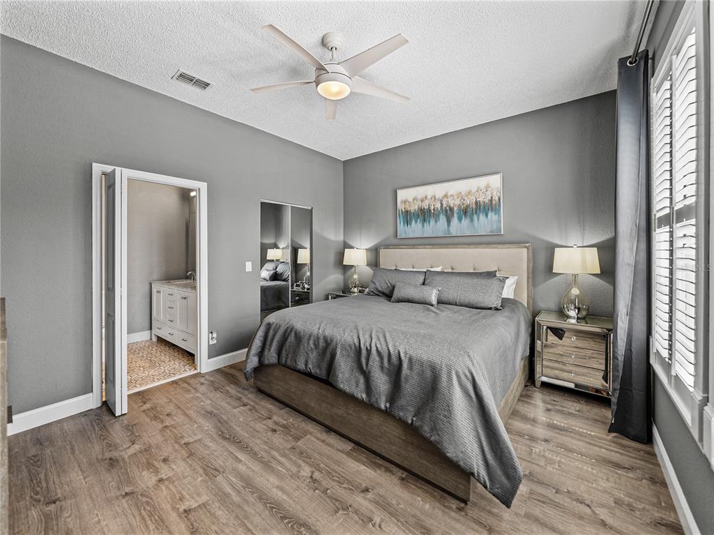 Tampa, Florida, 33602, United States, 3 Bedrooms Bedrooms, ,2 BathroomsBathrooms,Residential,For Sale,1895727