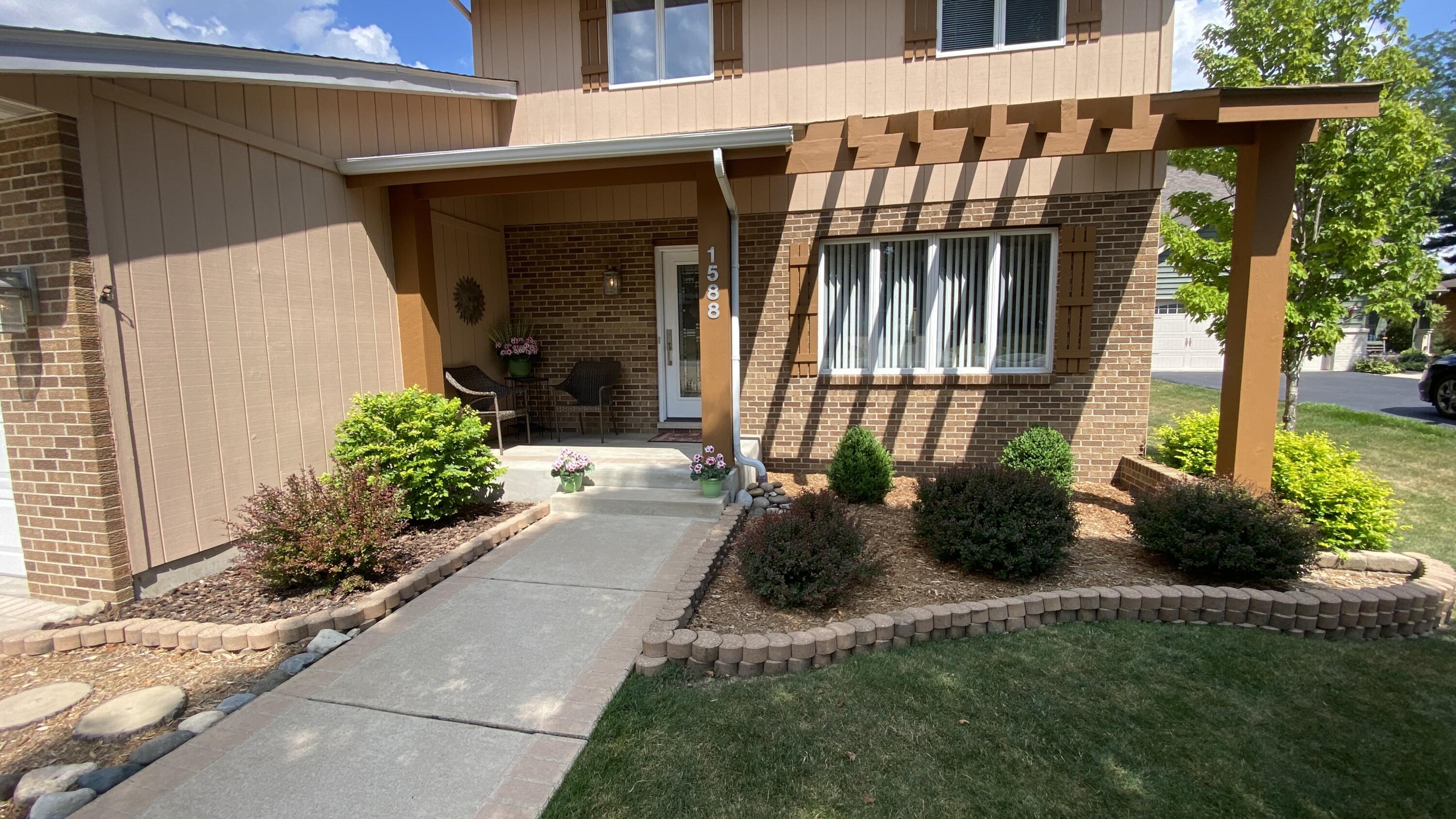 Crown Point, Indiana, 46307, United States, 4 Bedrooms Bedrooms, ,3 BathroomsBathrooms,Residential,For Sale,1924051