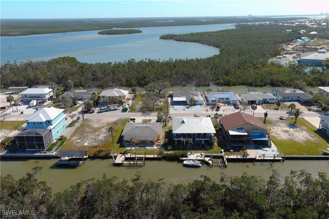 Fort Myers Beach, Florida, 33931, United States, 4 Bedrooms Bedrooms, ,4 BathroomsBathrooms,Residential,For Sale,1899950