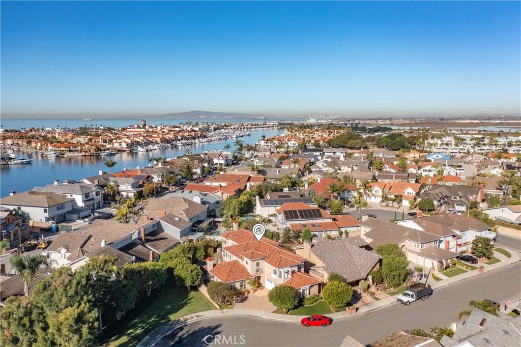 Huntington Beach, California, 92649, United States, 5 Bedrooms Bedrooms, ,5 BathroomsBathrooms,Residential,For Sale,1991081