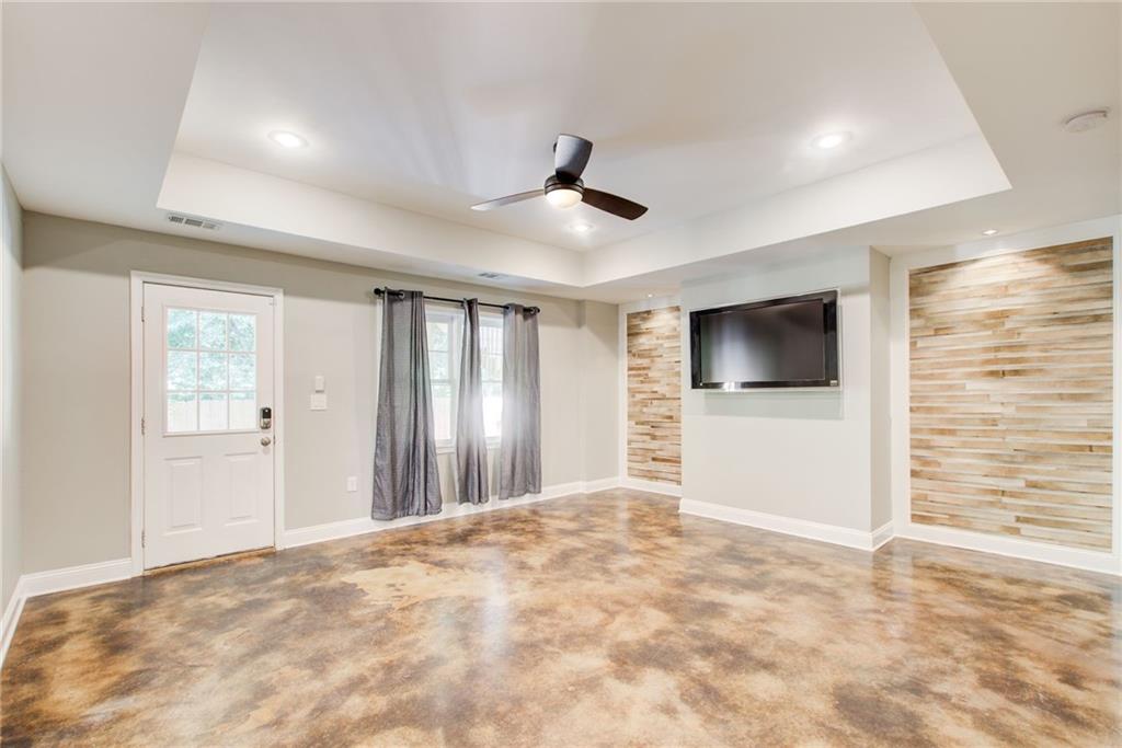 Mableton, Georgia, 30126, United States, 5 Bedrooms Bedrooms, ,4 BathroomsBathrooms,Residential,For Sale,1897696
