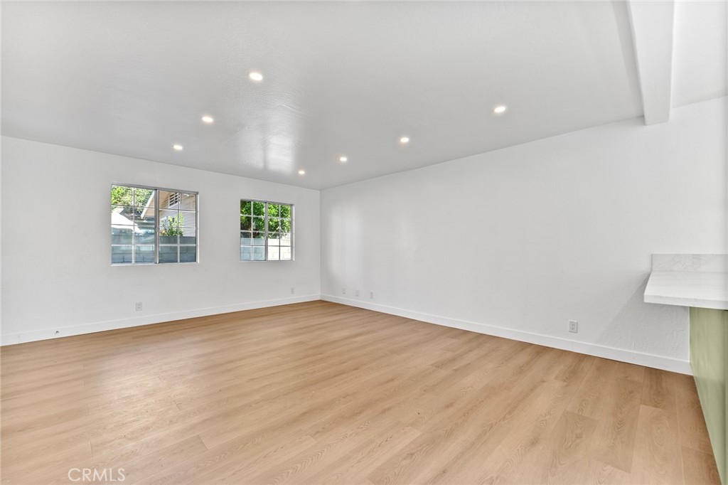 Pasadena, California, 91106, United States, 3 Bedrooms Bedrooms, ,2 BathroomsBathrooms,Residential,For Sale,2005182