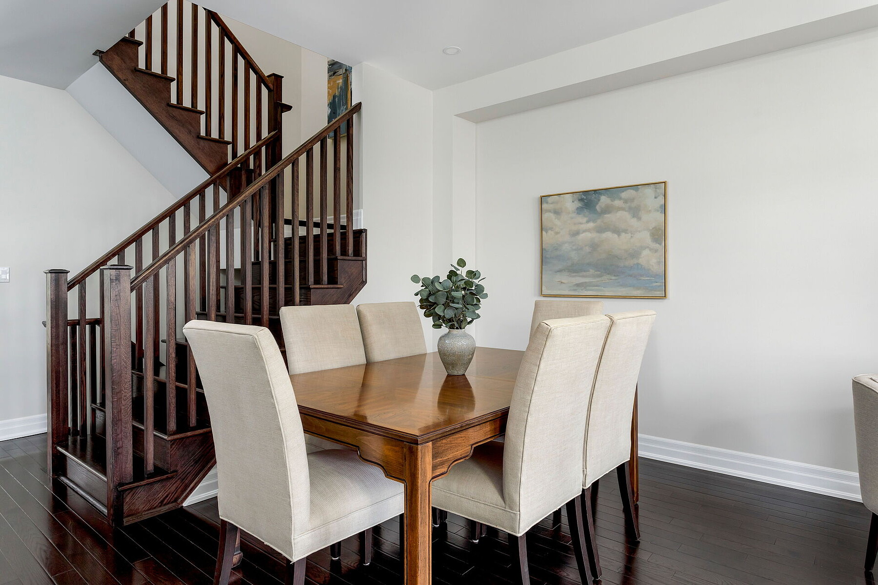  Iconic Lakeview Townhome - 物件實景