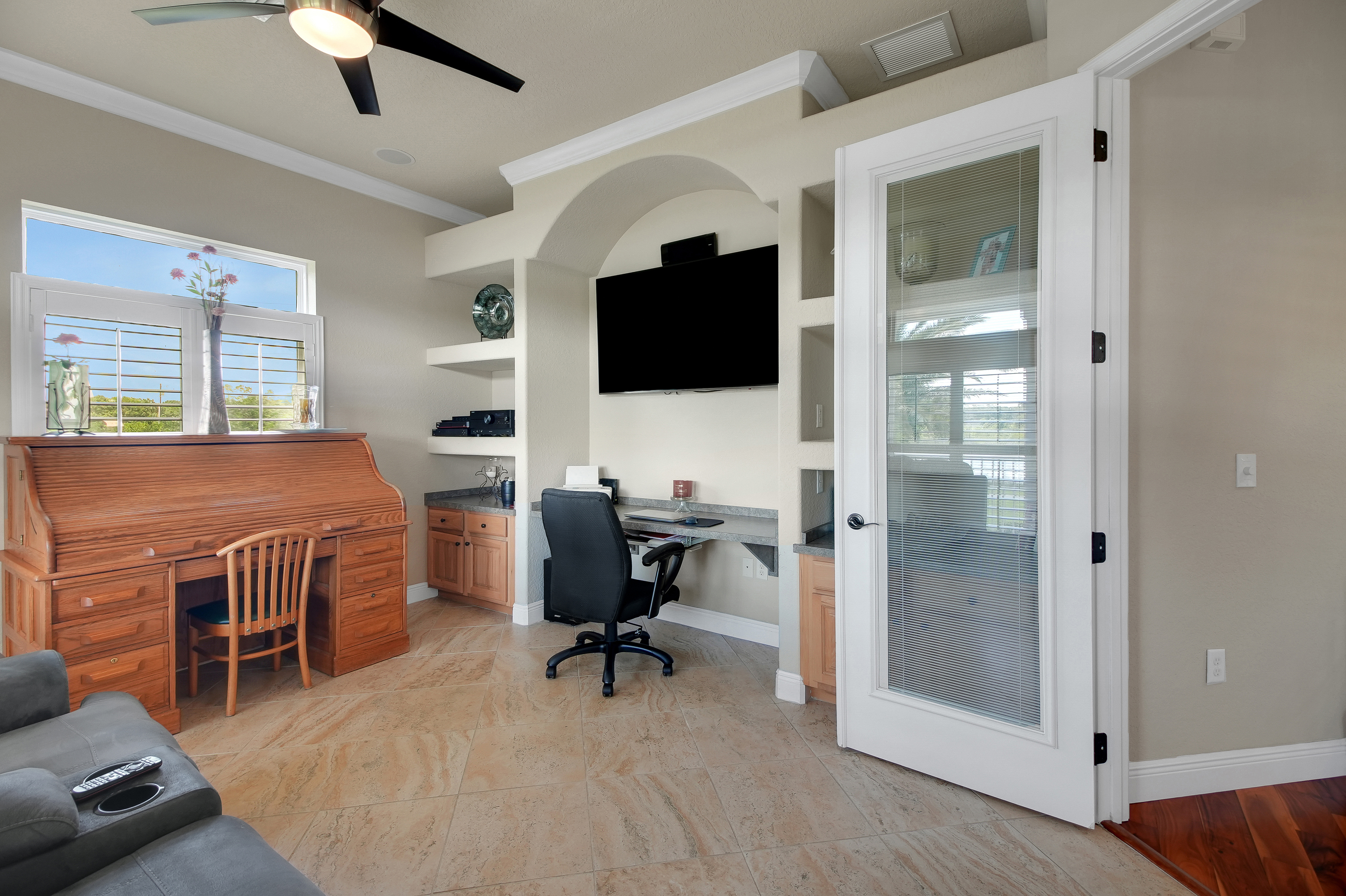 Weirsdale, Florida, 32195, United States, 4 Bedrooms Bedrooms, ,3 BathroomsBathrooms,Residential,For Sale,1900688