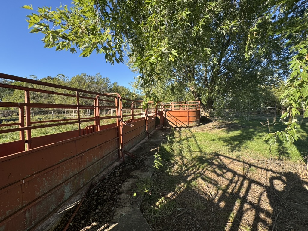 Pierce City, Missouri, 65723, United States, 2 Bedrooms Bedrooms, ,2 BathroomsBathrooms,Residential,For Sale,1987385