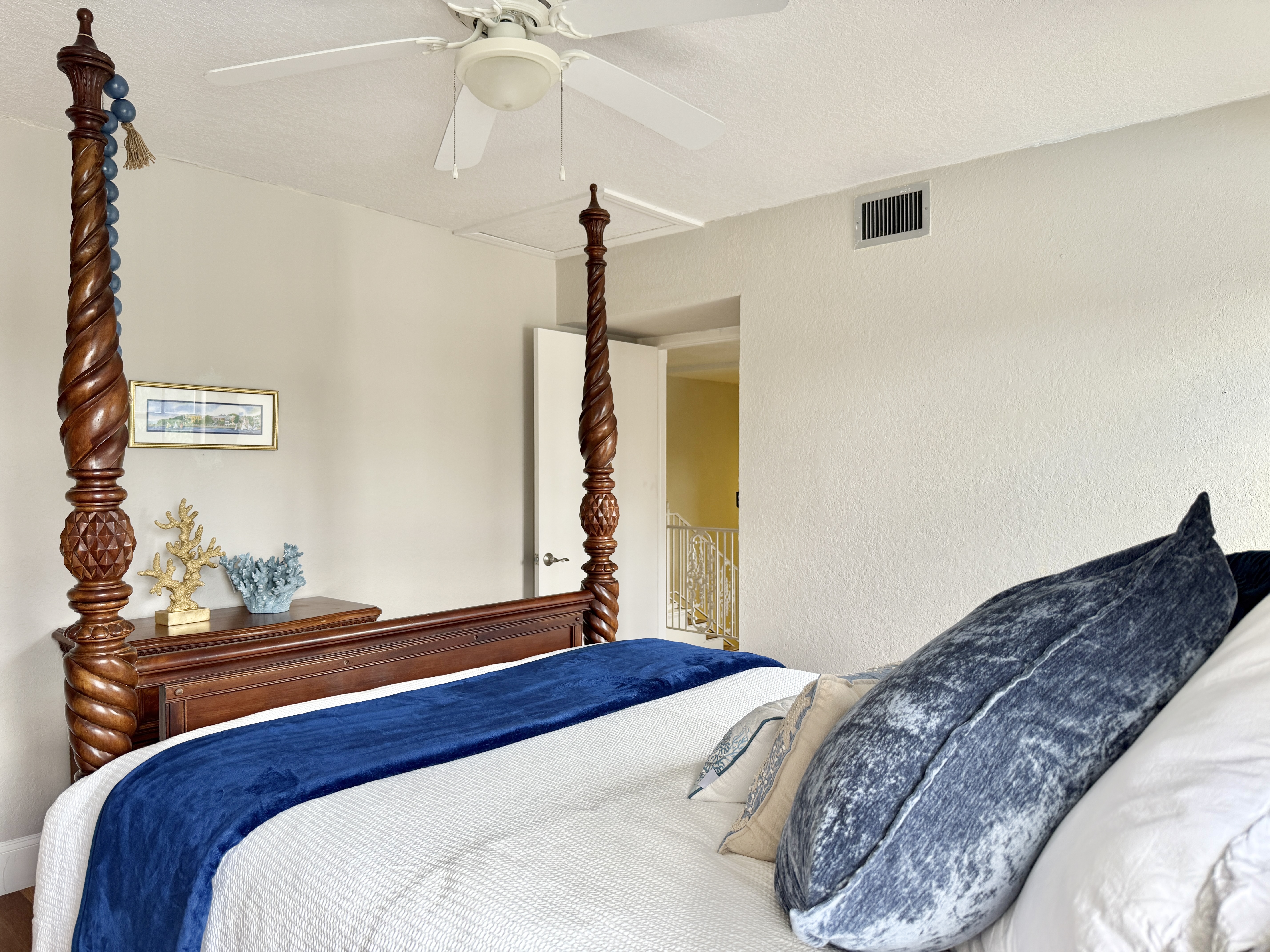 Temple Terrace, Florida, 33637, United States, 3 Bedrooms Bedrooms, ,4 BathroomsBathrooms,Residential,For Sale,1982268