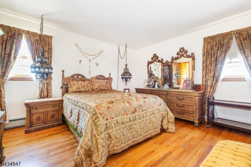 Woodland Park, New Jersey, 07424, United States, 3 Bedrooms Bedrooms, ,3 BathroomsBathrooms,Residential,For Sale,2048674