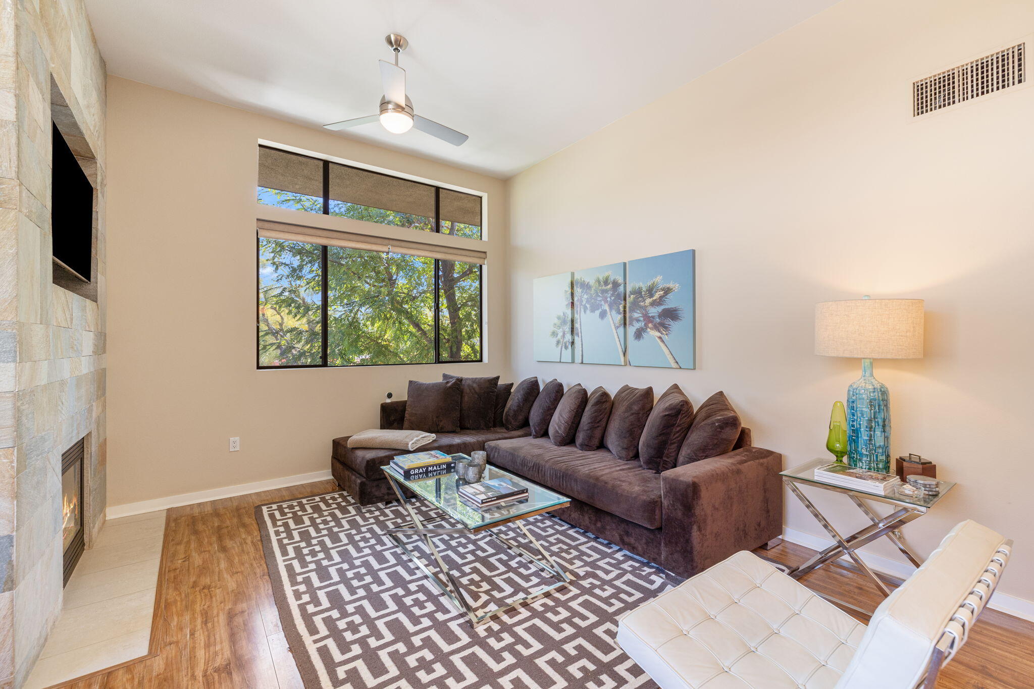 Palm Springs, California, 92264, United States, 2 Bedrooms Bedrooms, ,2 BathroomsBathrooms,Residential,For Sale,1901063