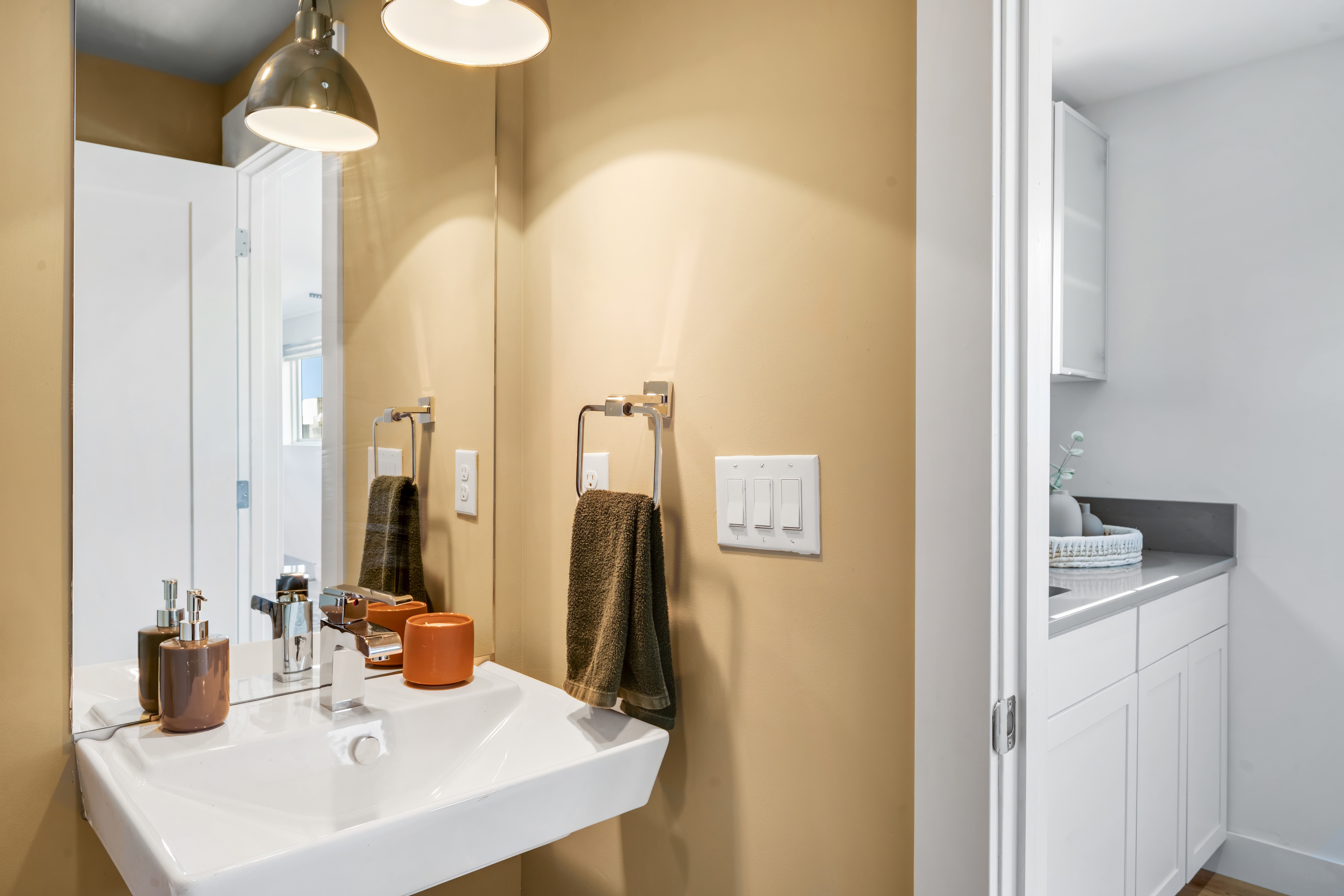  Seamlessly blends contemporary architecture & refined finishes - 物件實景